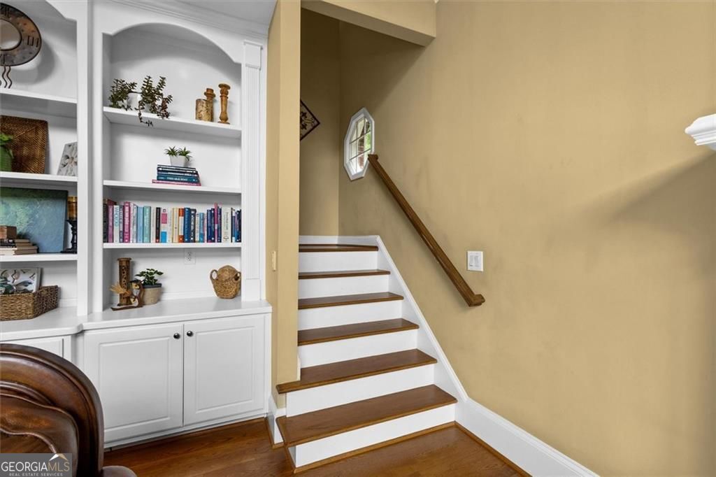 210 York Town Circle Property Photo 54