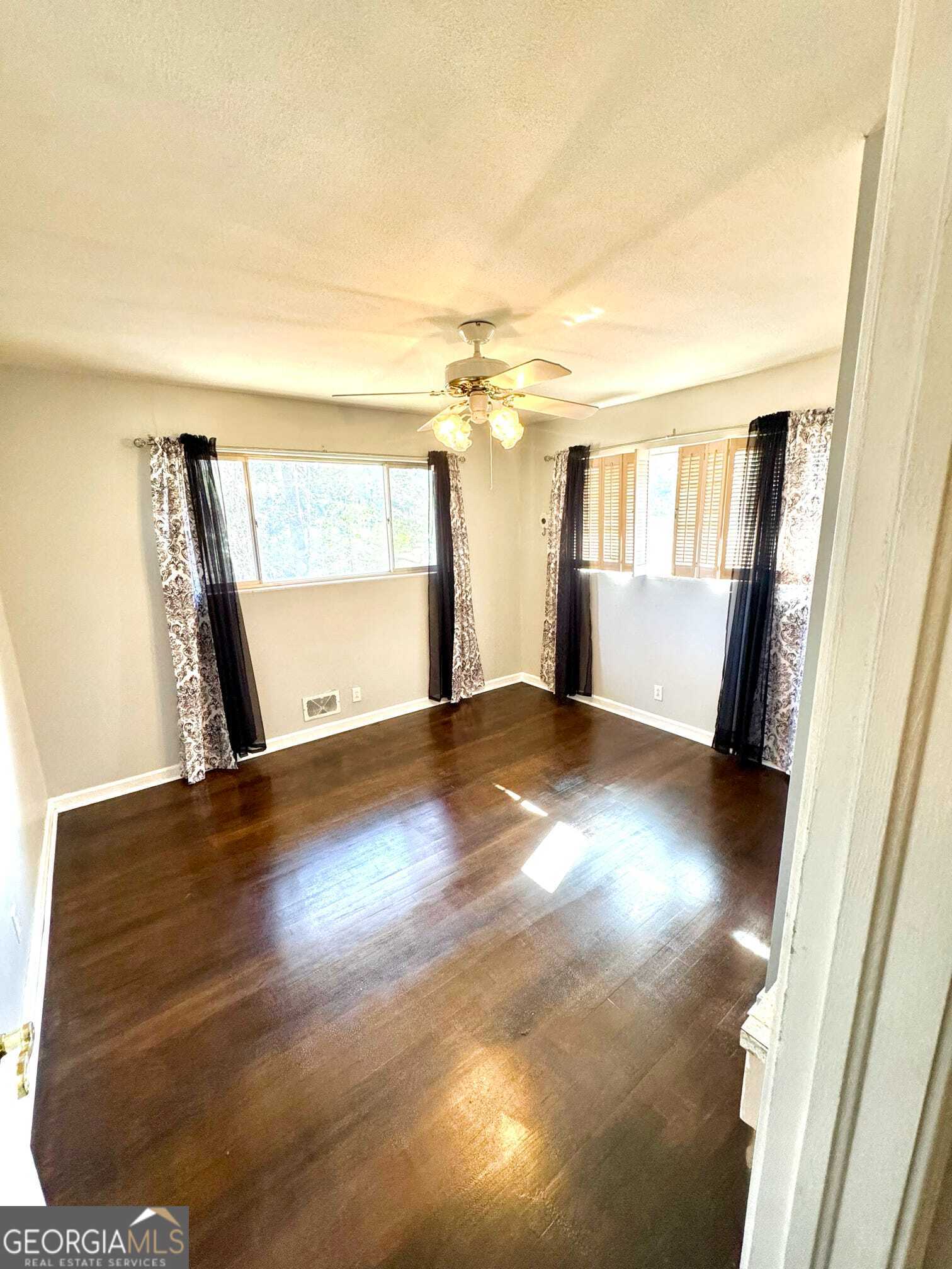 100 Brett Avenue Property Photo 31
