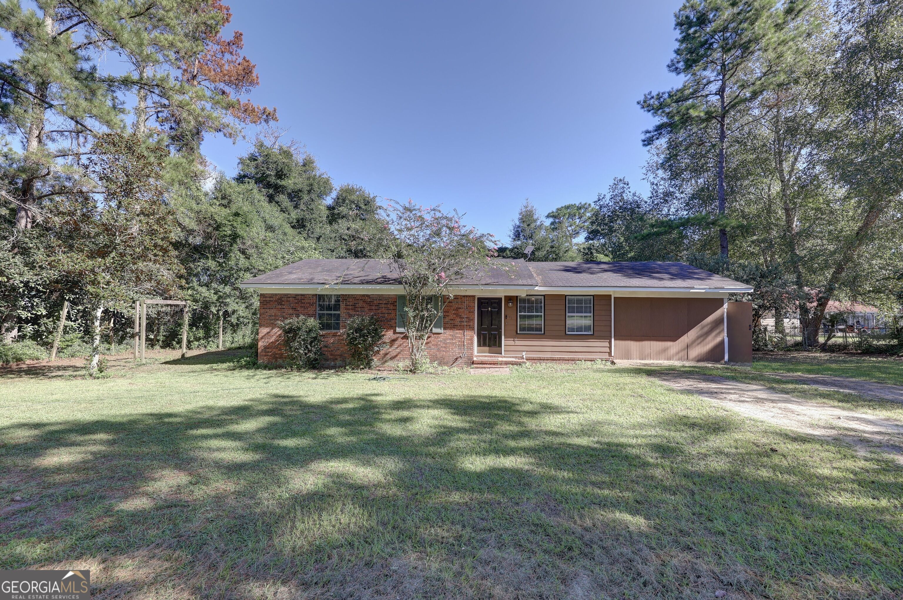 141 Aryola Property Photo 2