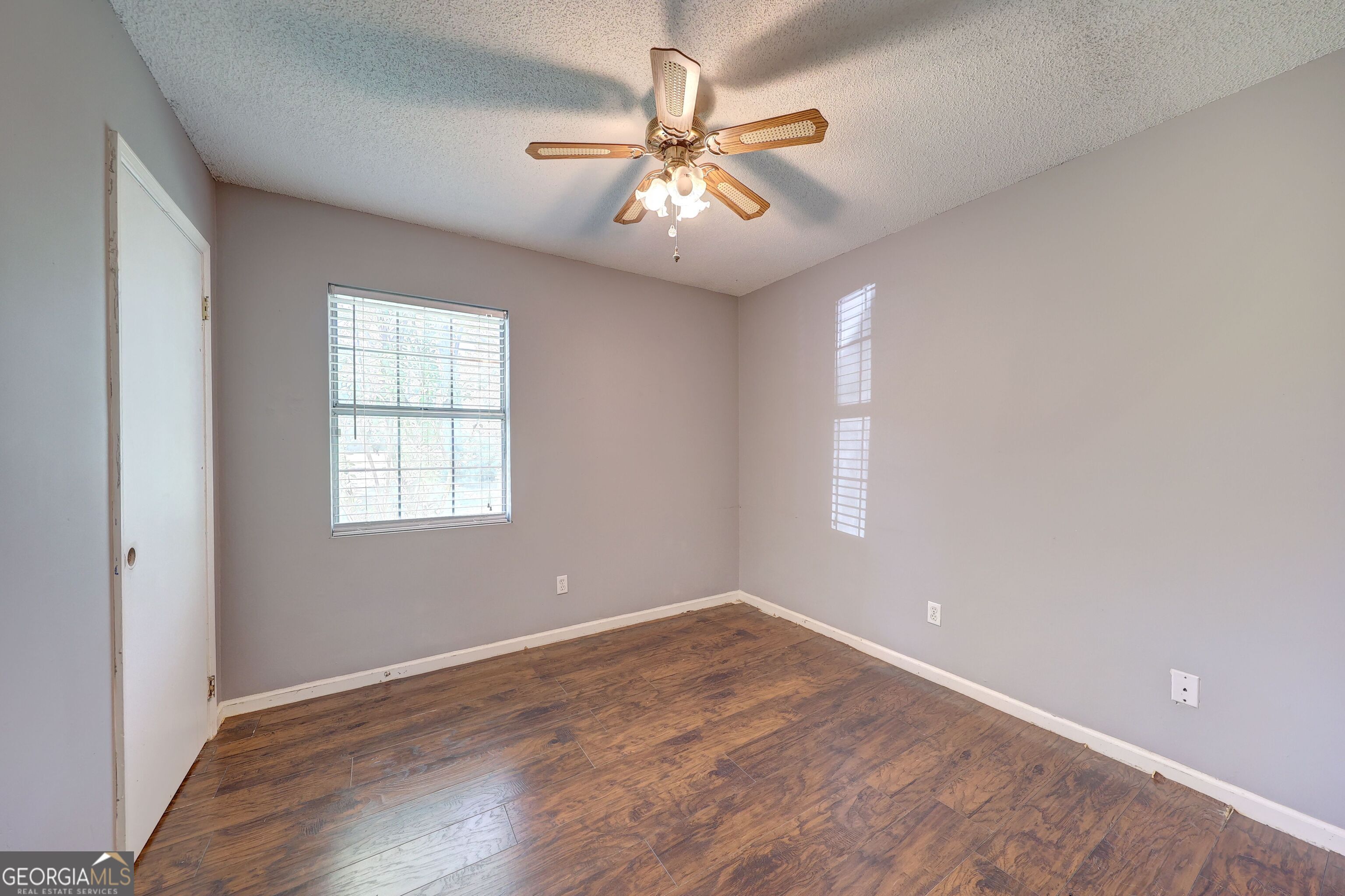 141 Aryola Property Photo 11