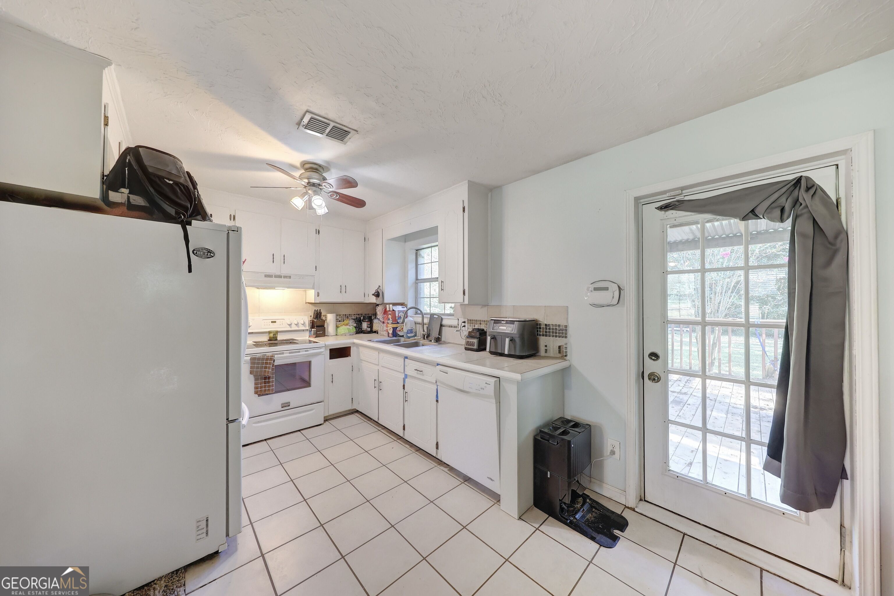 141 Aryola Property Photo 20