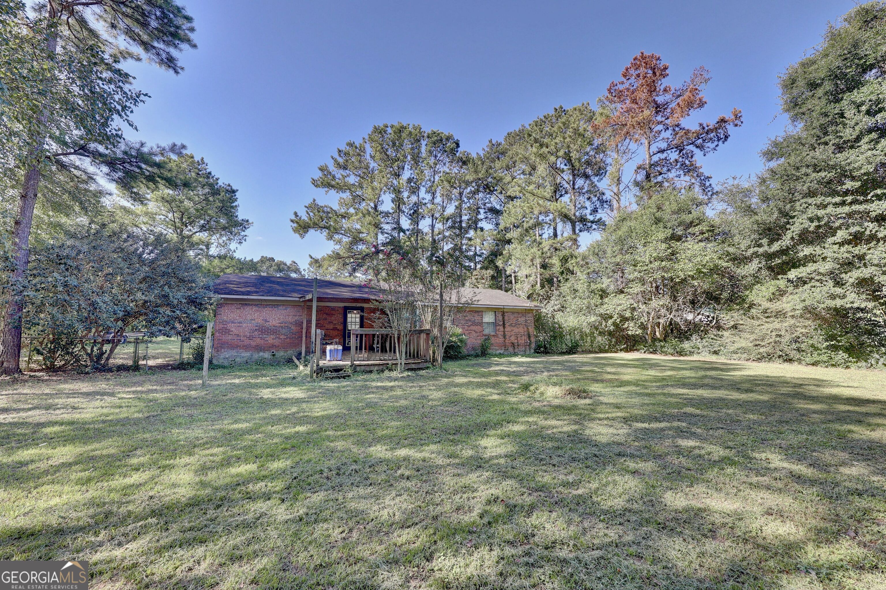 141 Aryola Property Photo 22