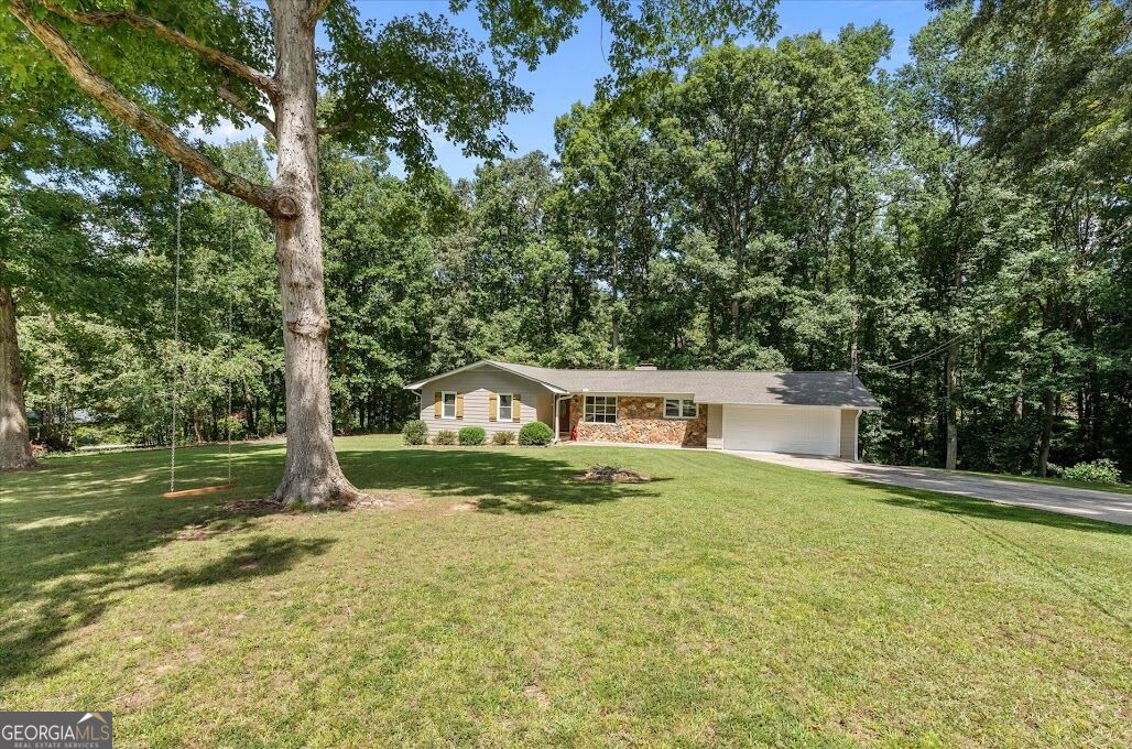 215 Eldorado Drive Property Photo 8