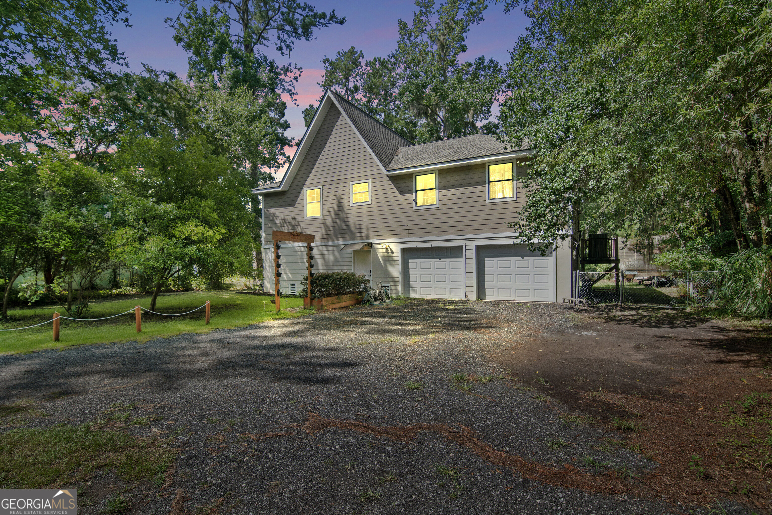 641 Tideland Drive Property Photo 1