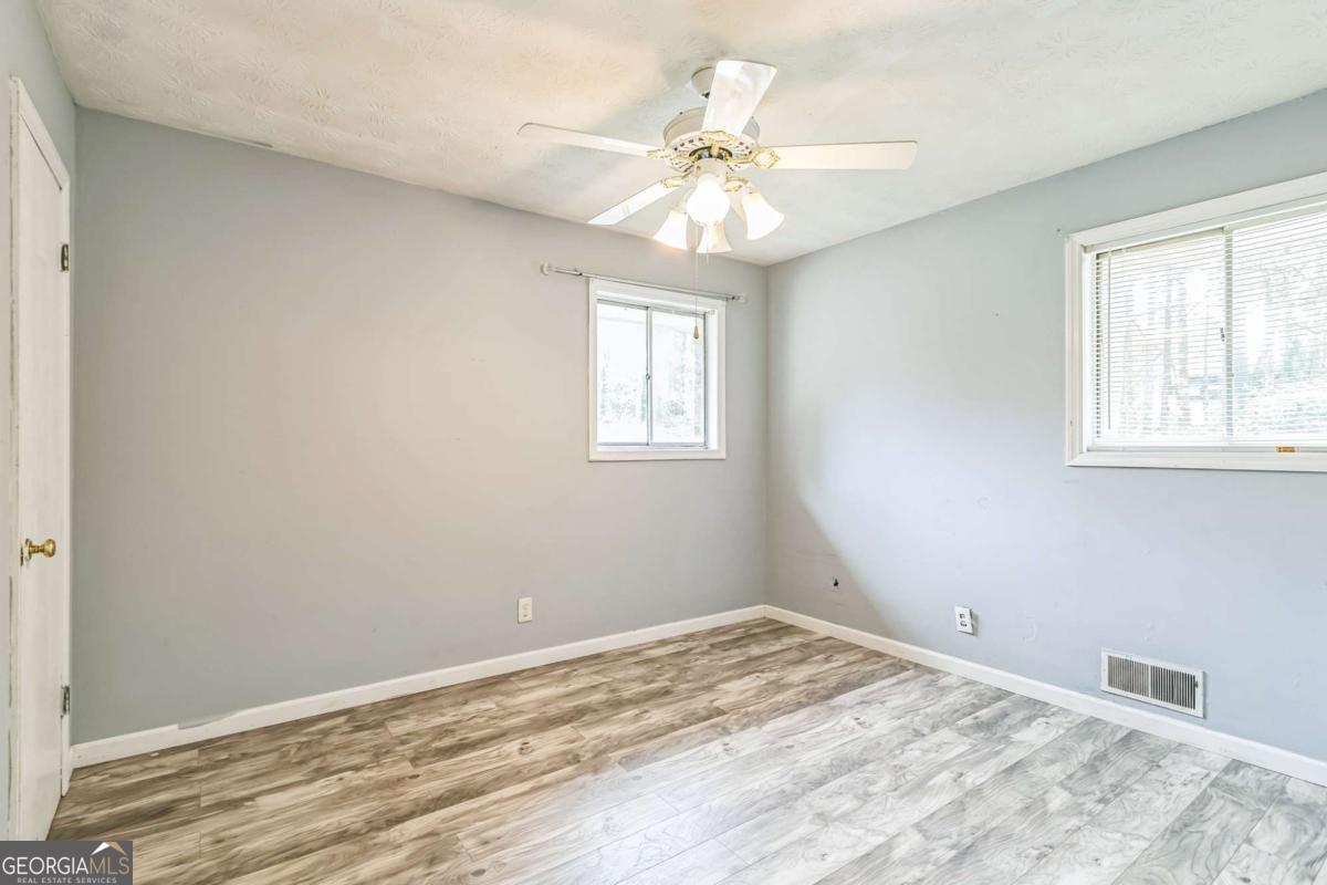 927 Slash Pine Road Property Photo 14