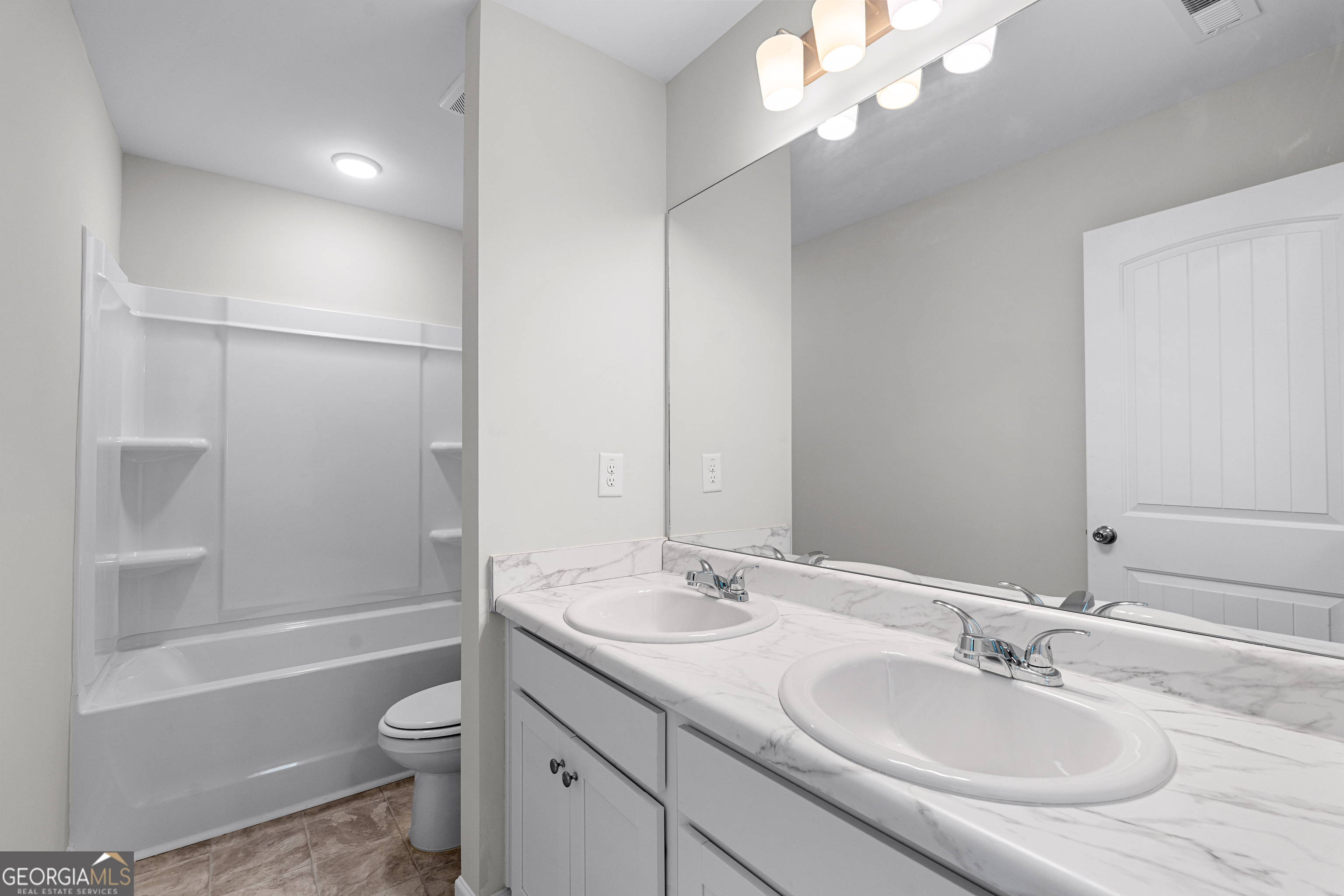488 Charleston Place Property Photo 25