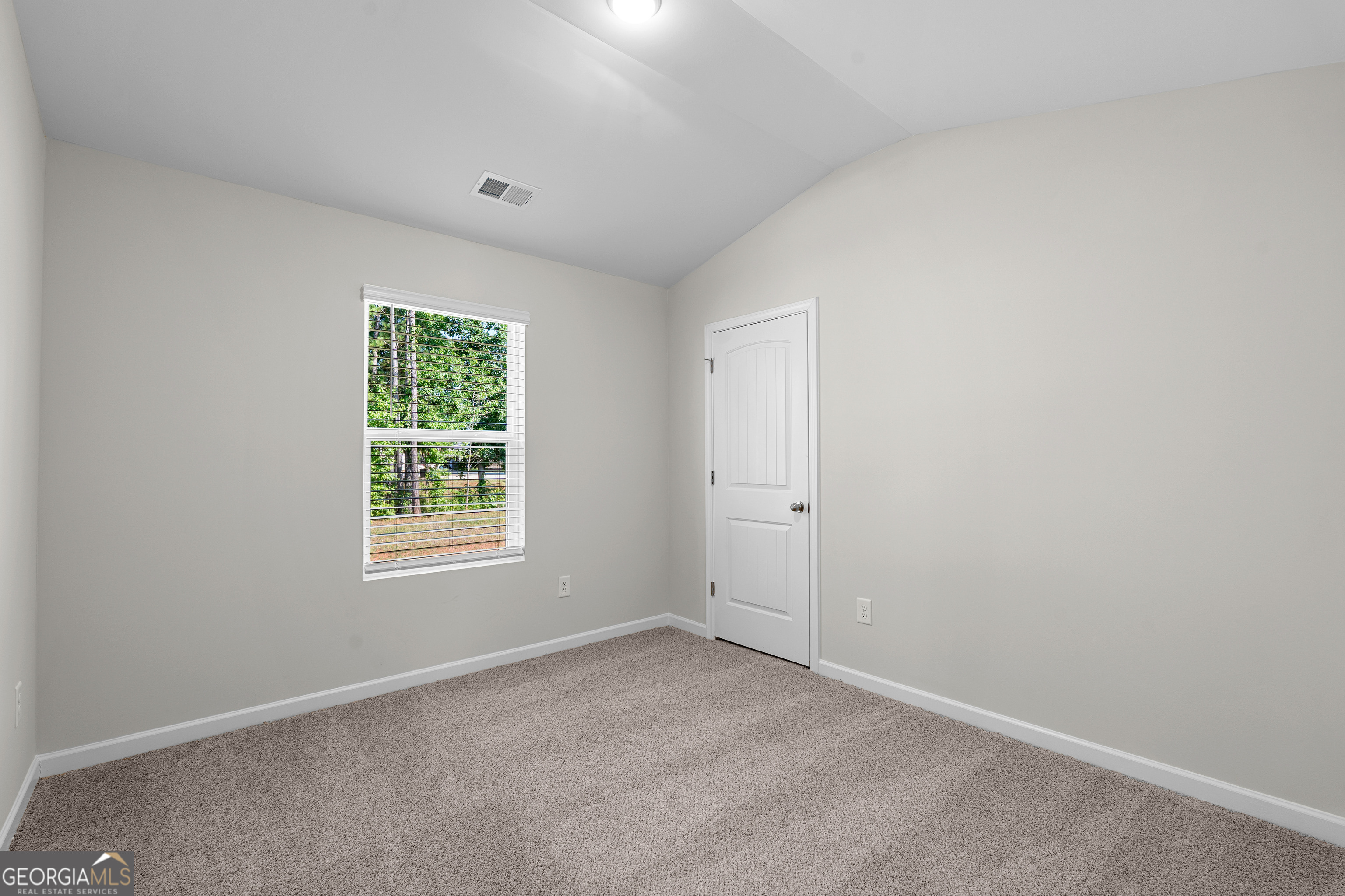 488 Charleston Place Property Photo 29
