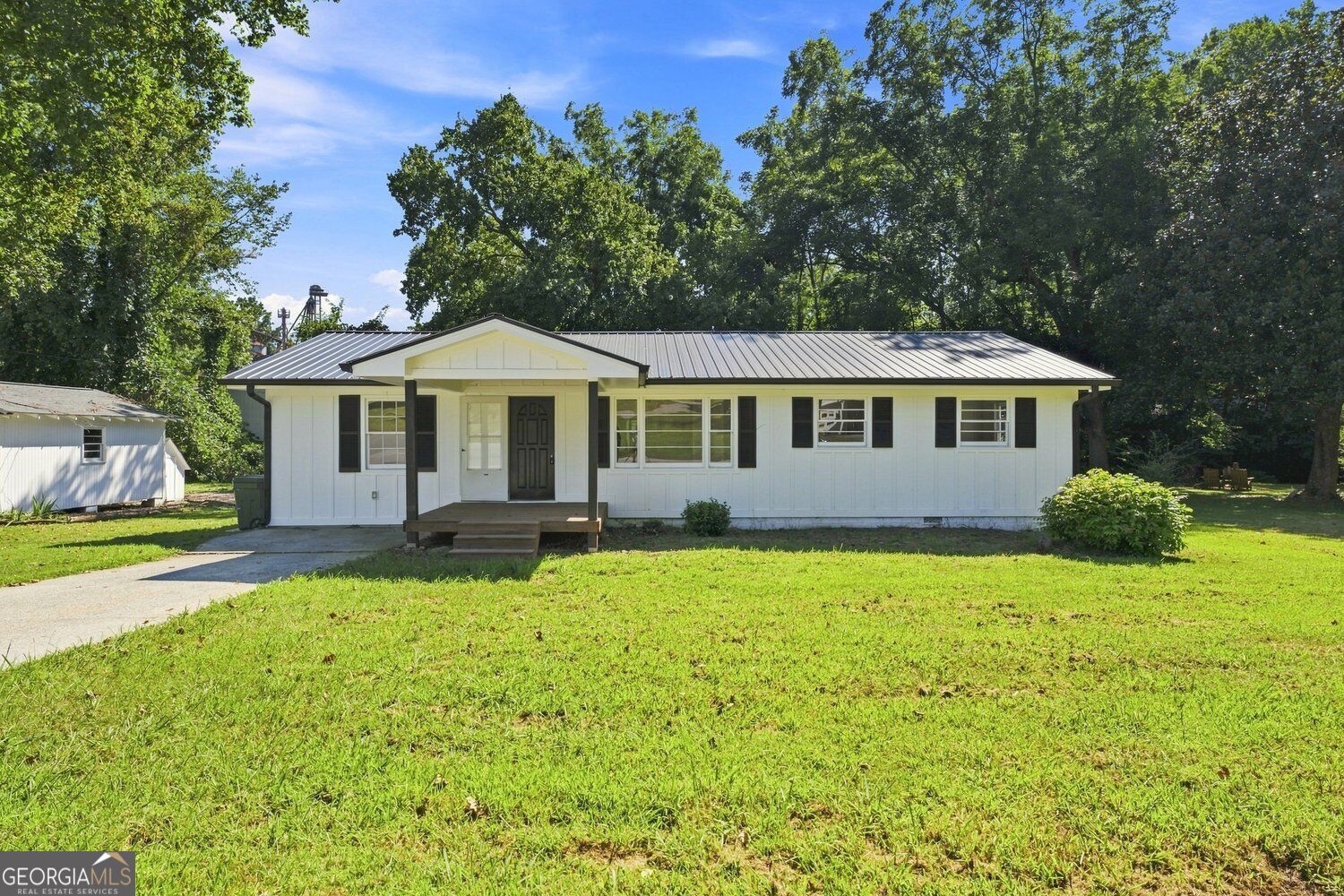 298 Faulkner Street Property Photo 2