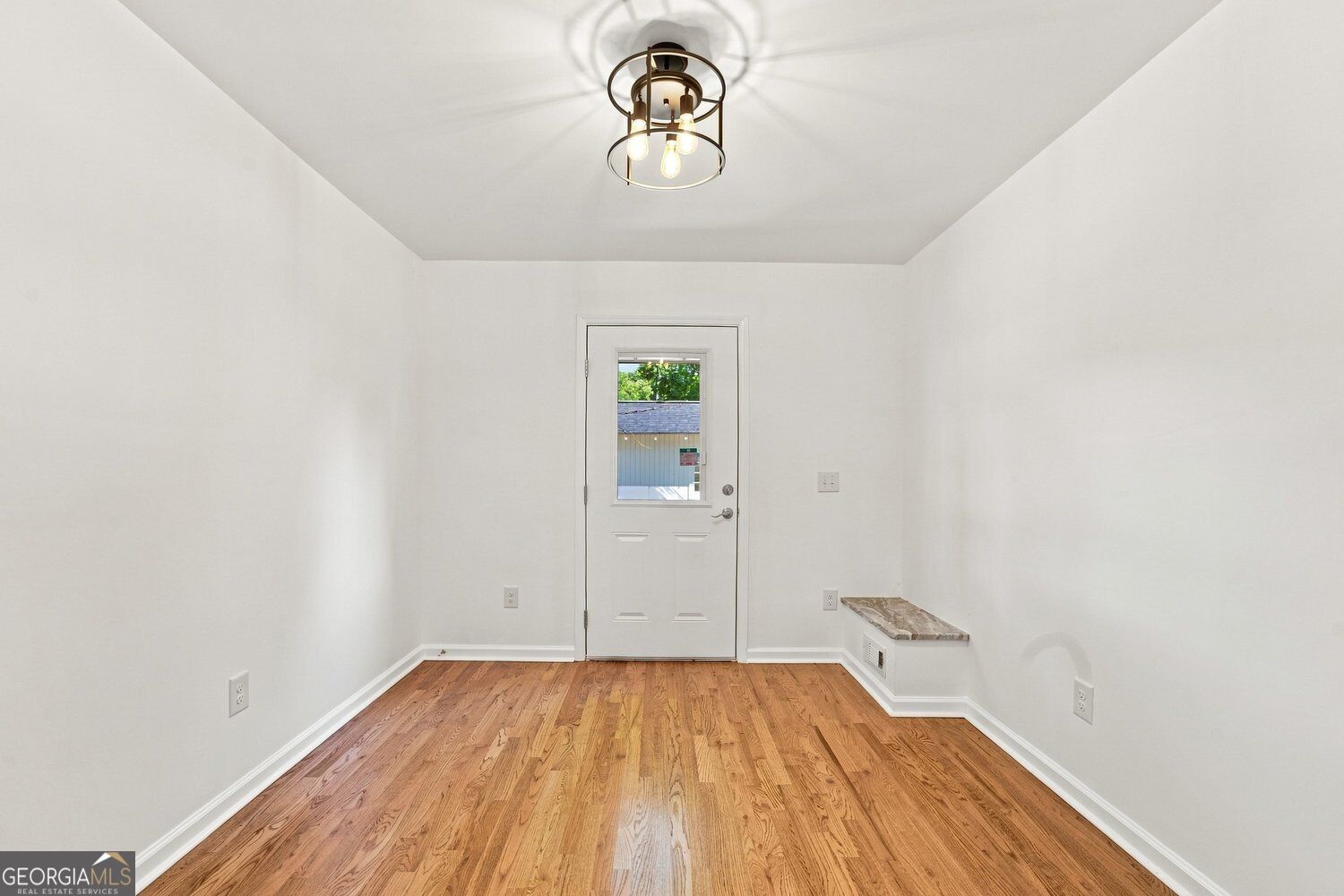 298 Faulkner Street Property Photo 10