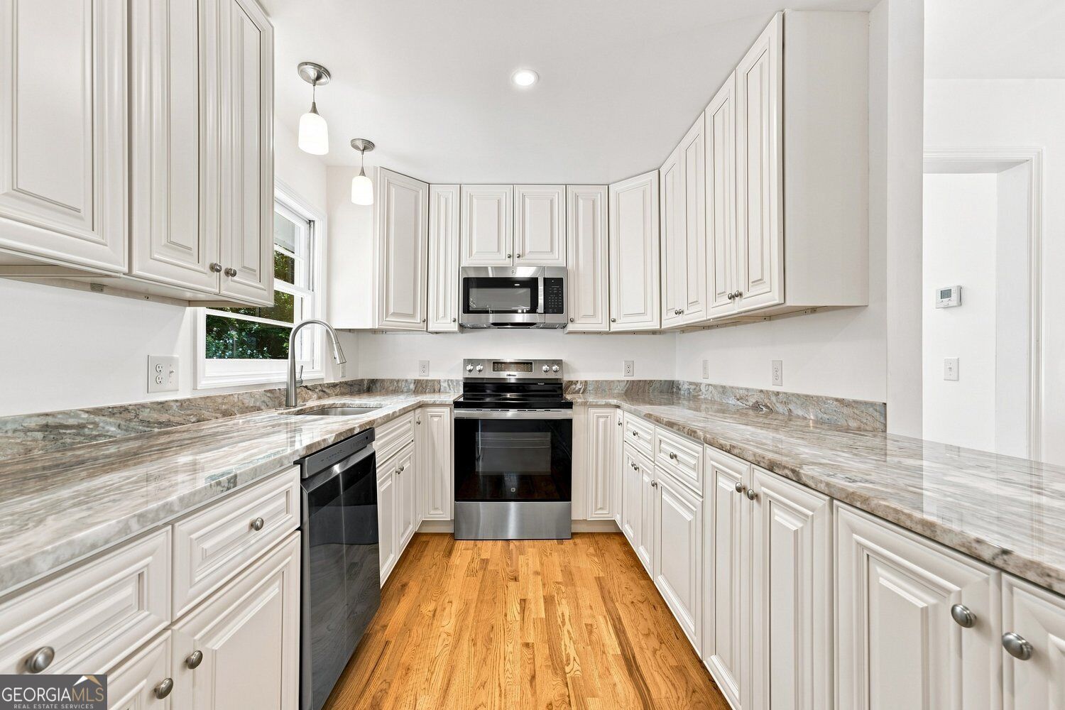 298 Faulkner Street Property Photo 17