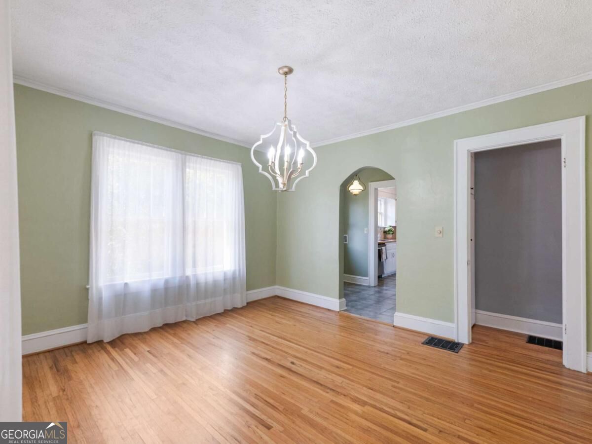 1391 Jefferson Avenue Property Photo 8