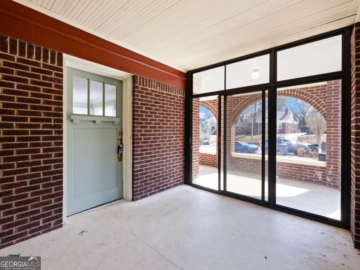 1391 Jefferson Avenue Property Photo 45