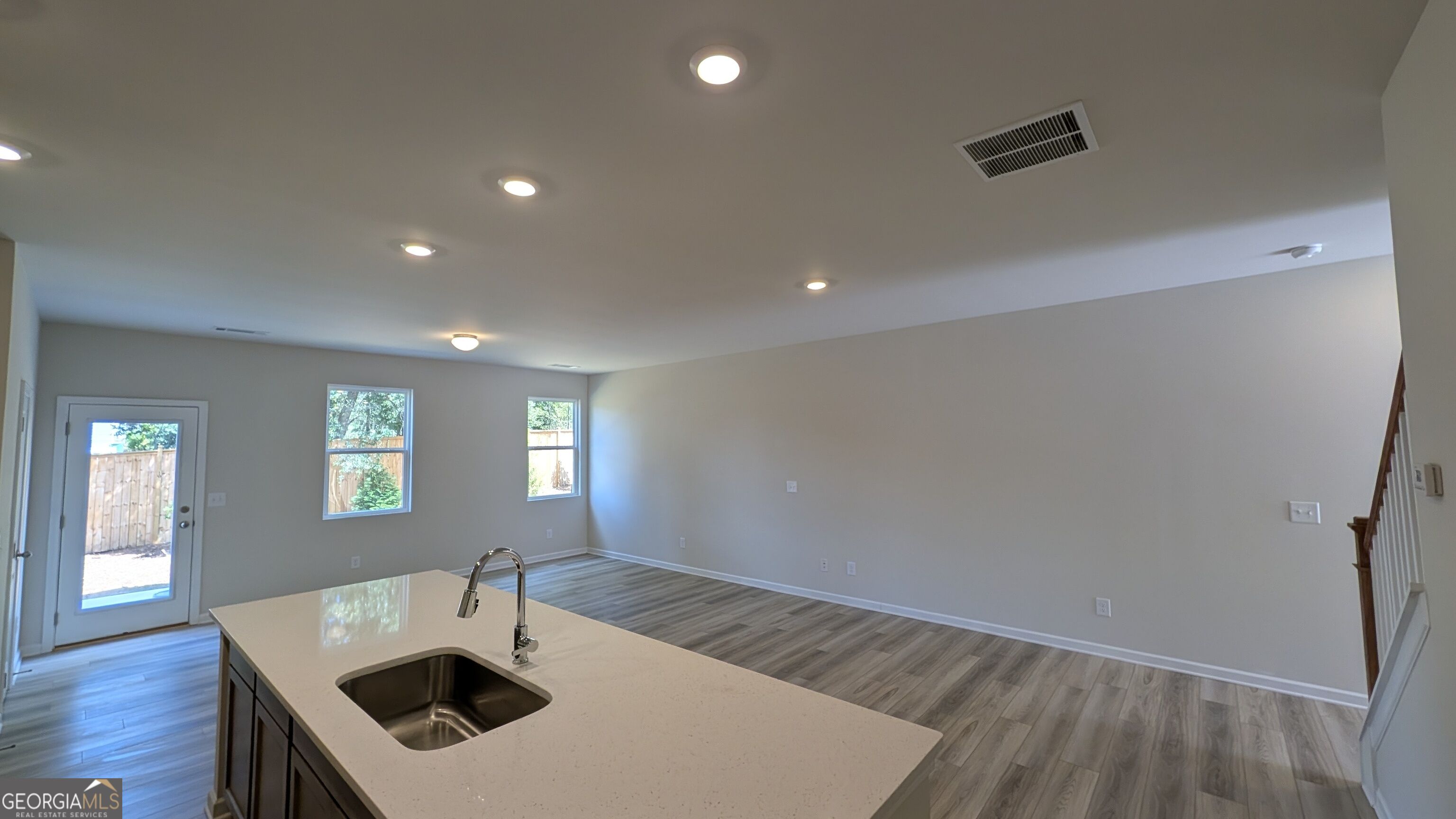 521 Hayes Lane Property Photo 9