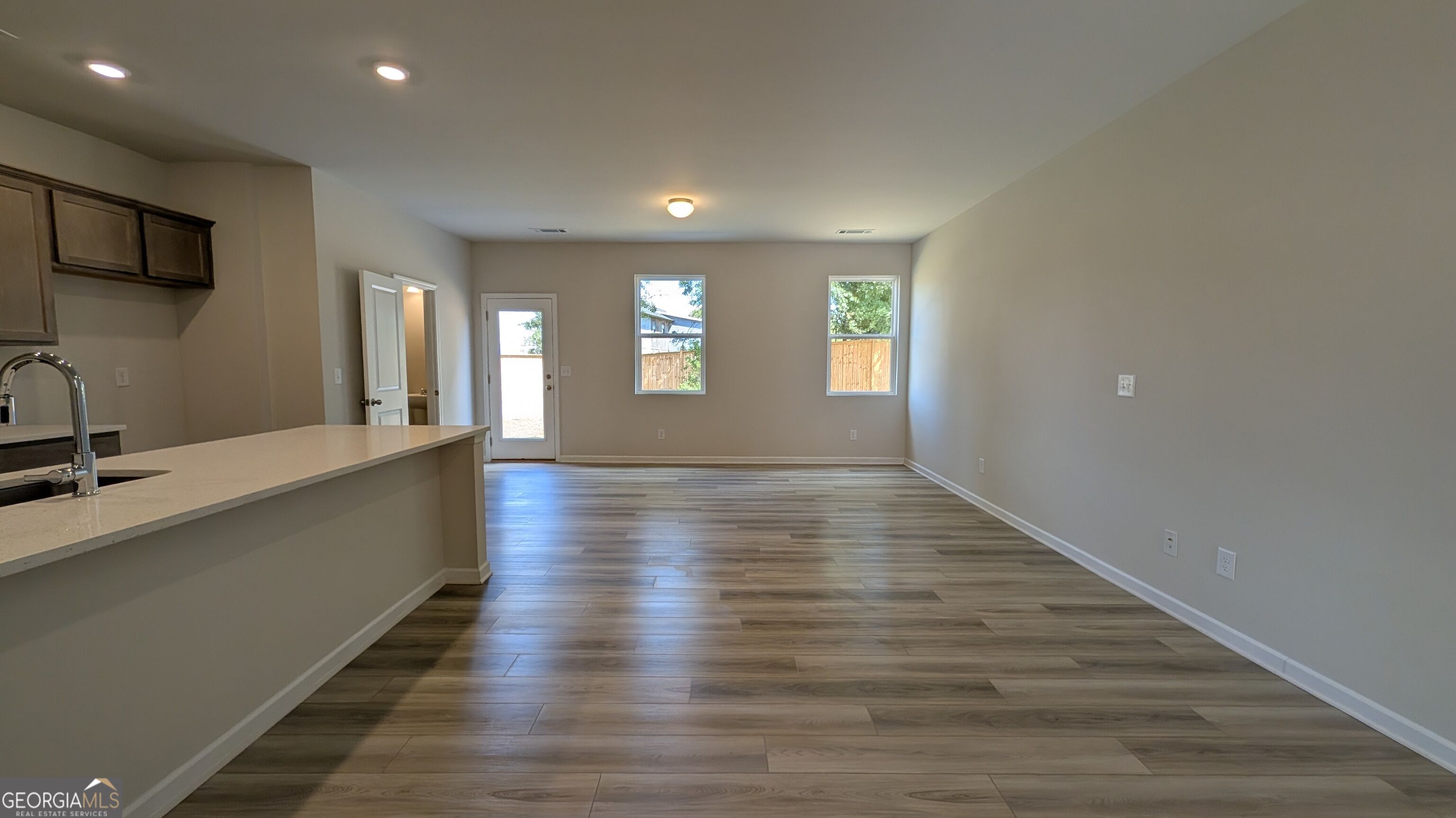 521 Hayes Lane Property Photo 11