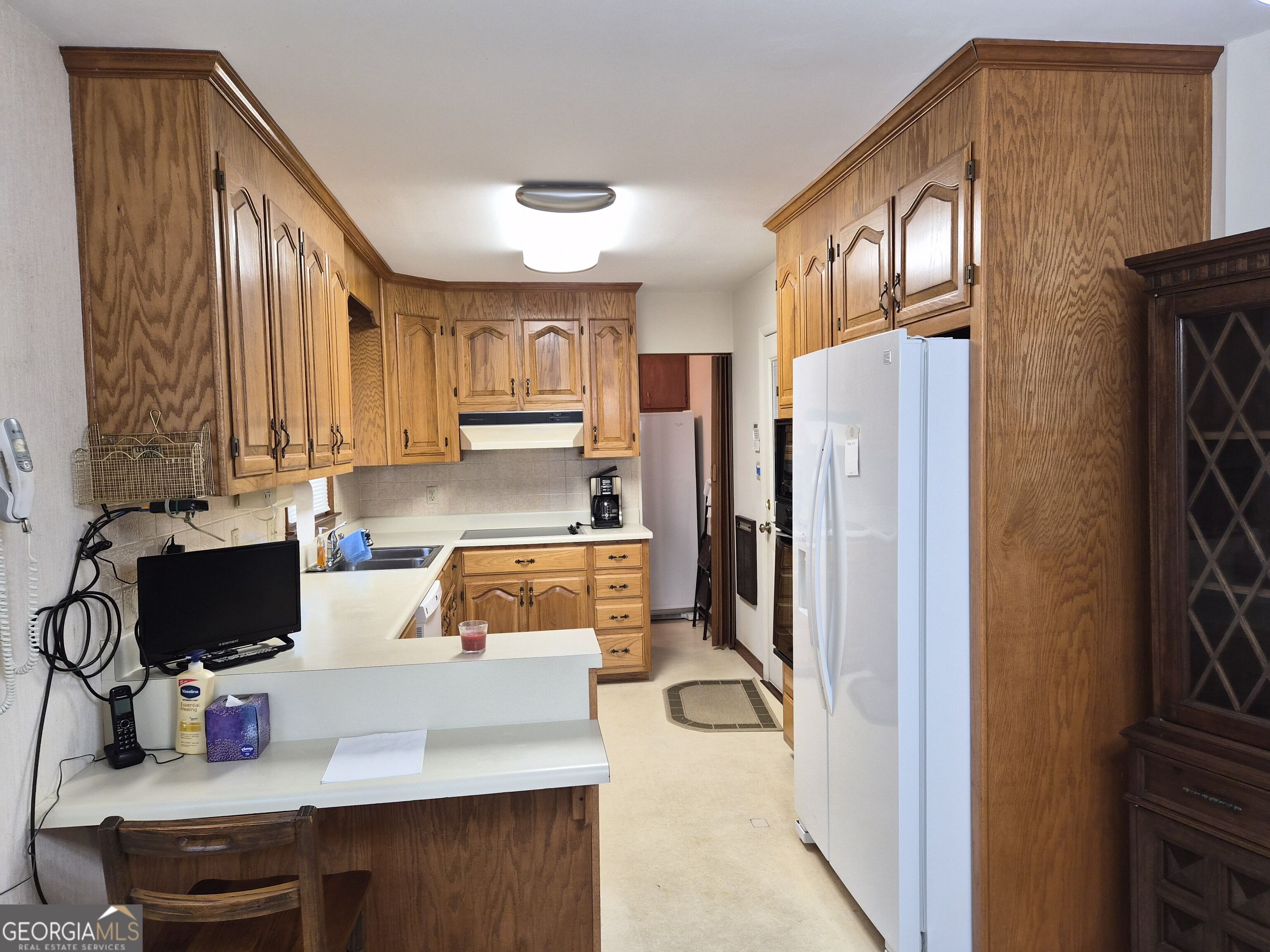 209 Self Street Property Photo 4