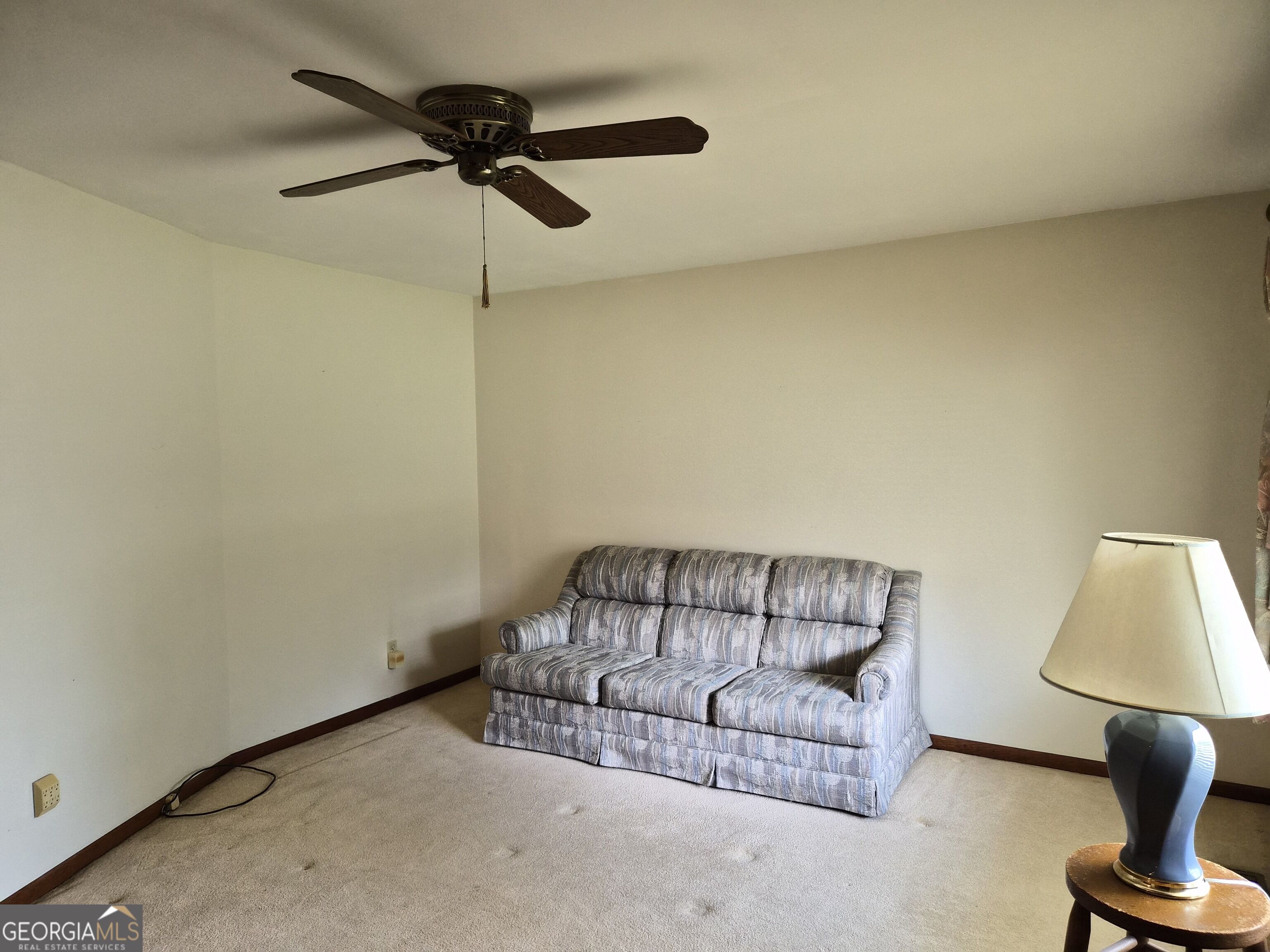 209 Self Street Property Photo 9