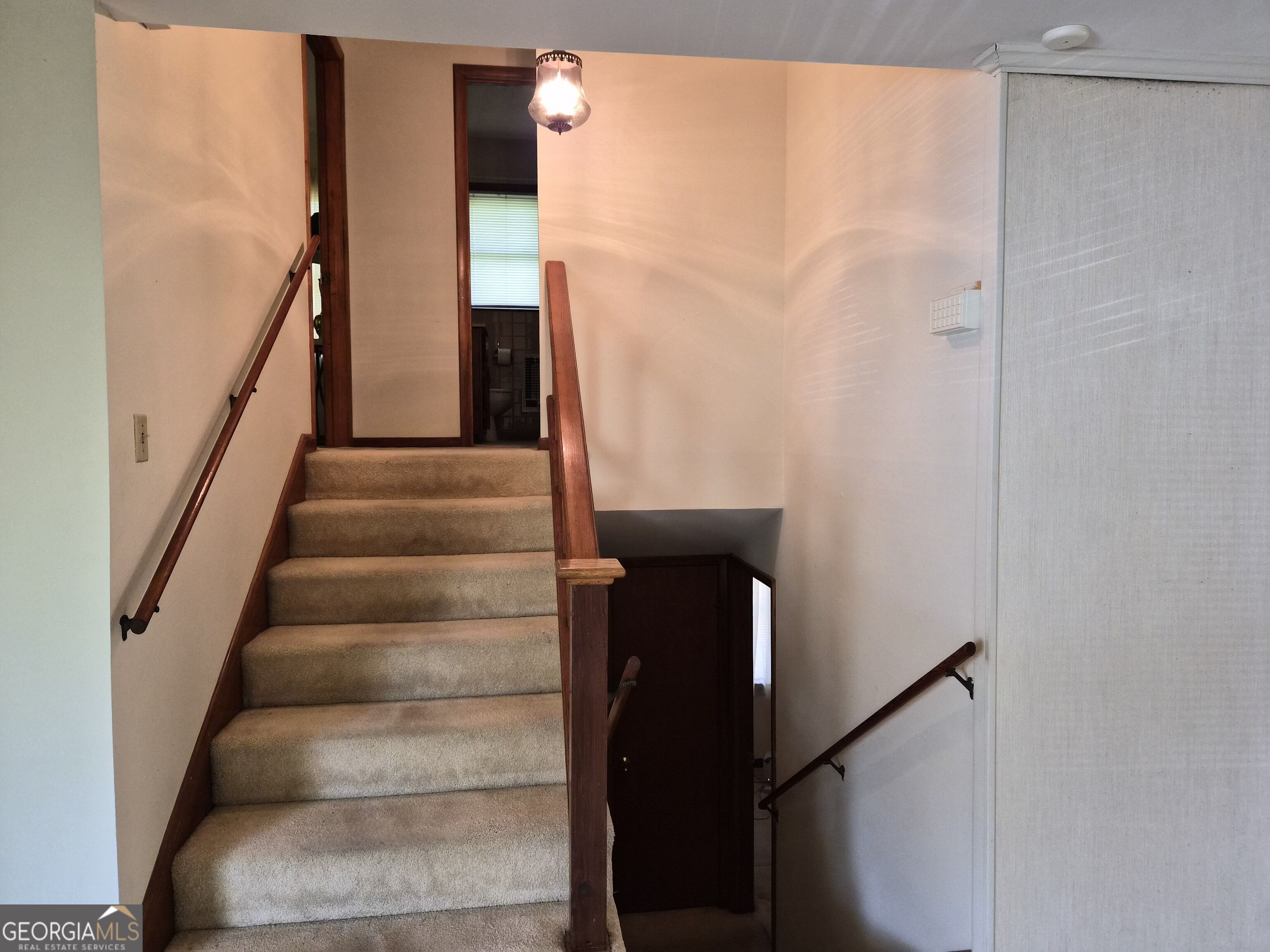 209 Self Street Property Photo 12