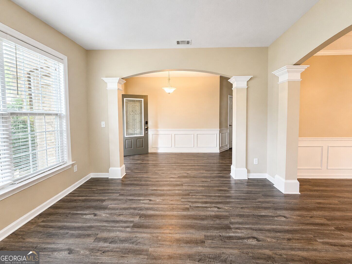 562 Preserve Park Drive Property Photo 5