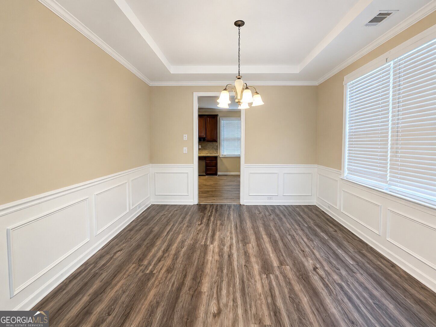 562 Preserve Park Drive Property Photo 6