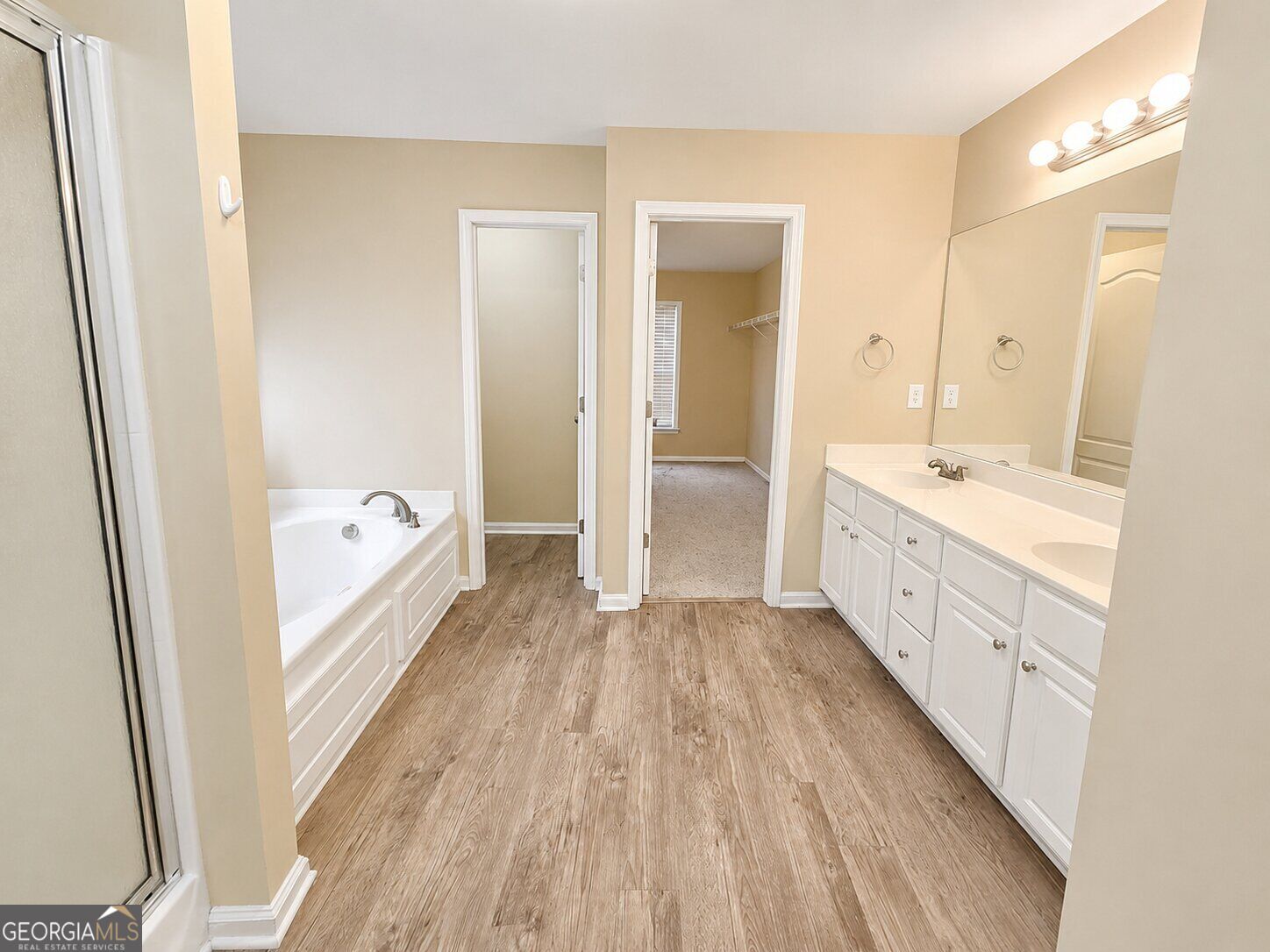 562 Preserve Park Drive Property Photo 18