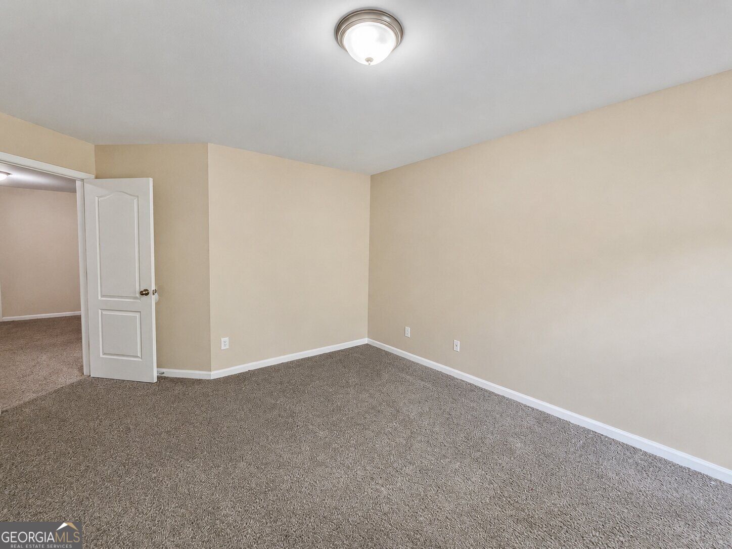 562 Preserve Park Drive Property Photo 27