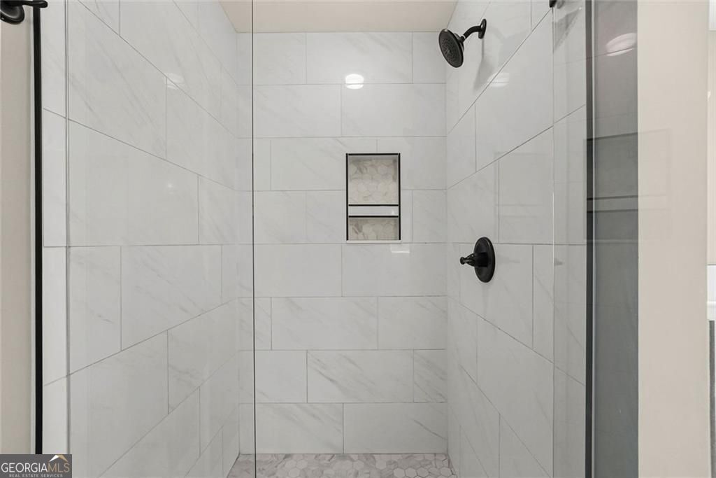 2835 Shadowstone Way Property Photo 13