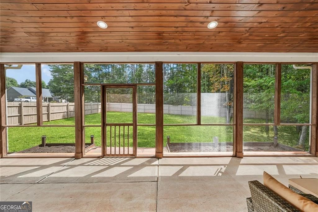 2835 Shadowstone Way Property Photo 18