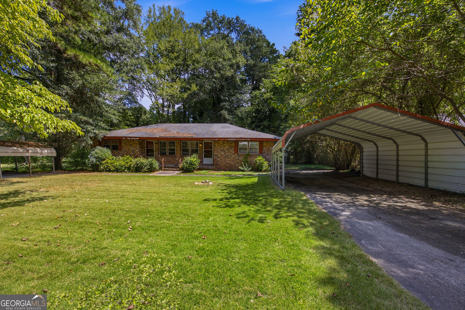 5571 Edith Street Property Photo 2