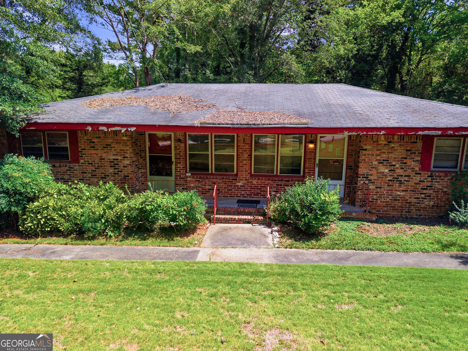 5571 Edith Street Property Photo 5