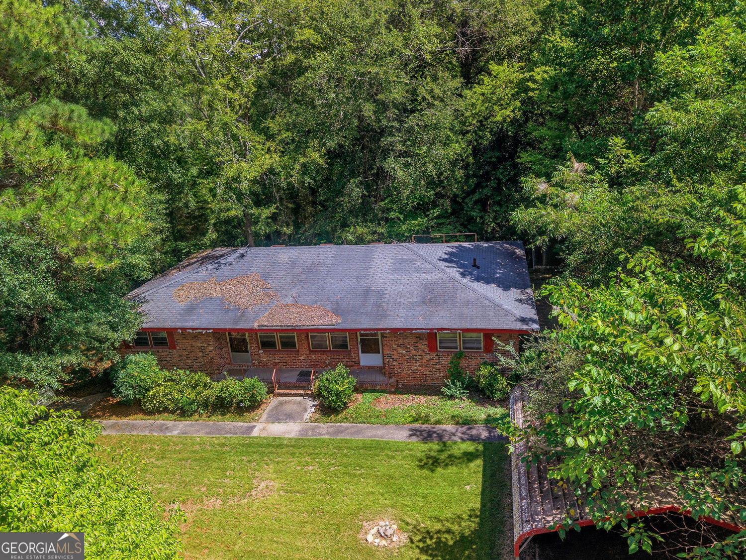 5571 Edith Street Property Photo 6