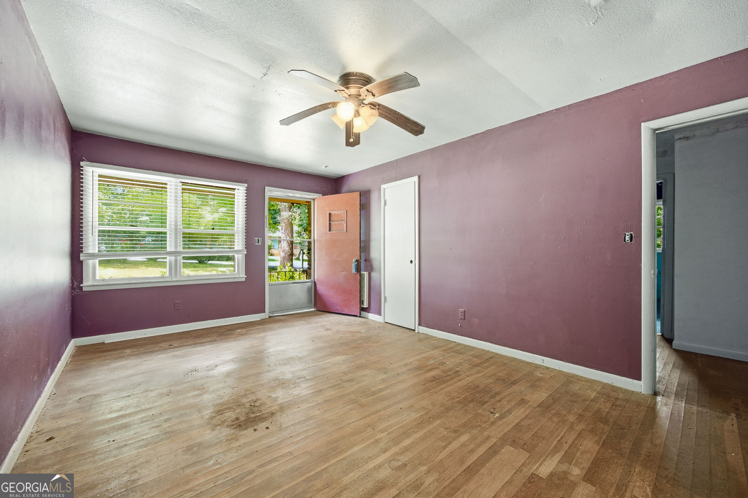 5571 Edith Street Property Photo 9