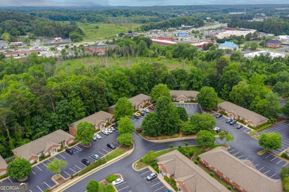 413 Creekstone Ridge Property Photo 8