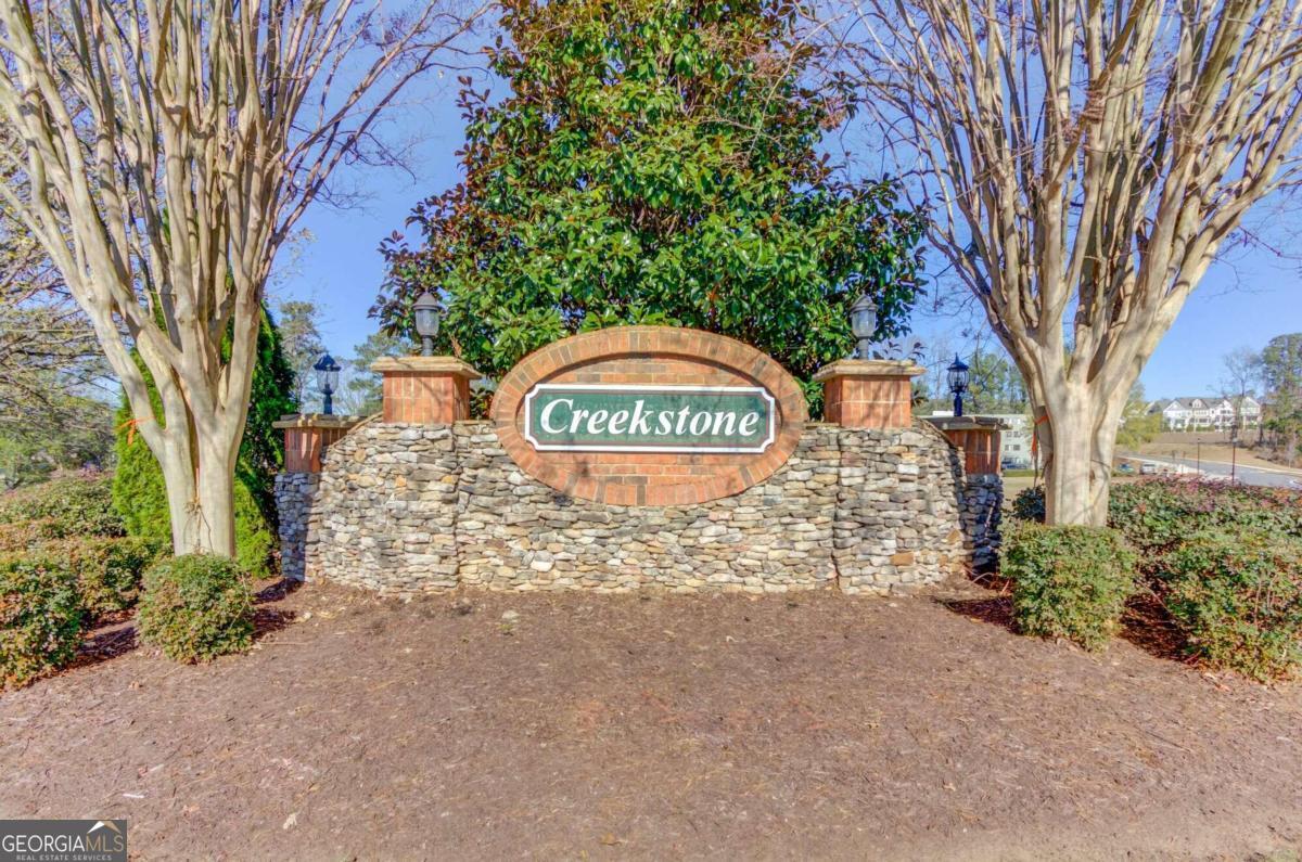 413 Creekstone Ridge Property Photo 19