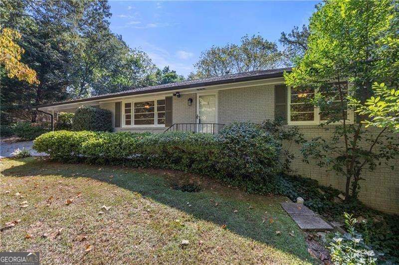 535 Valley Lane Property Photo 1