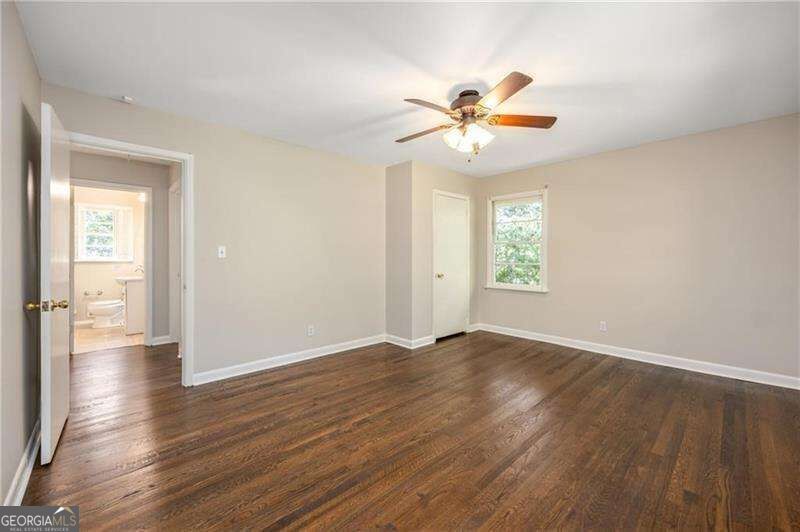 535 Valley Lane Property Photo 17
