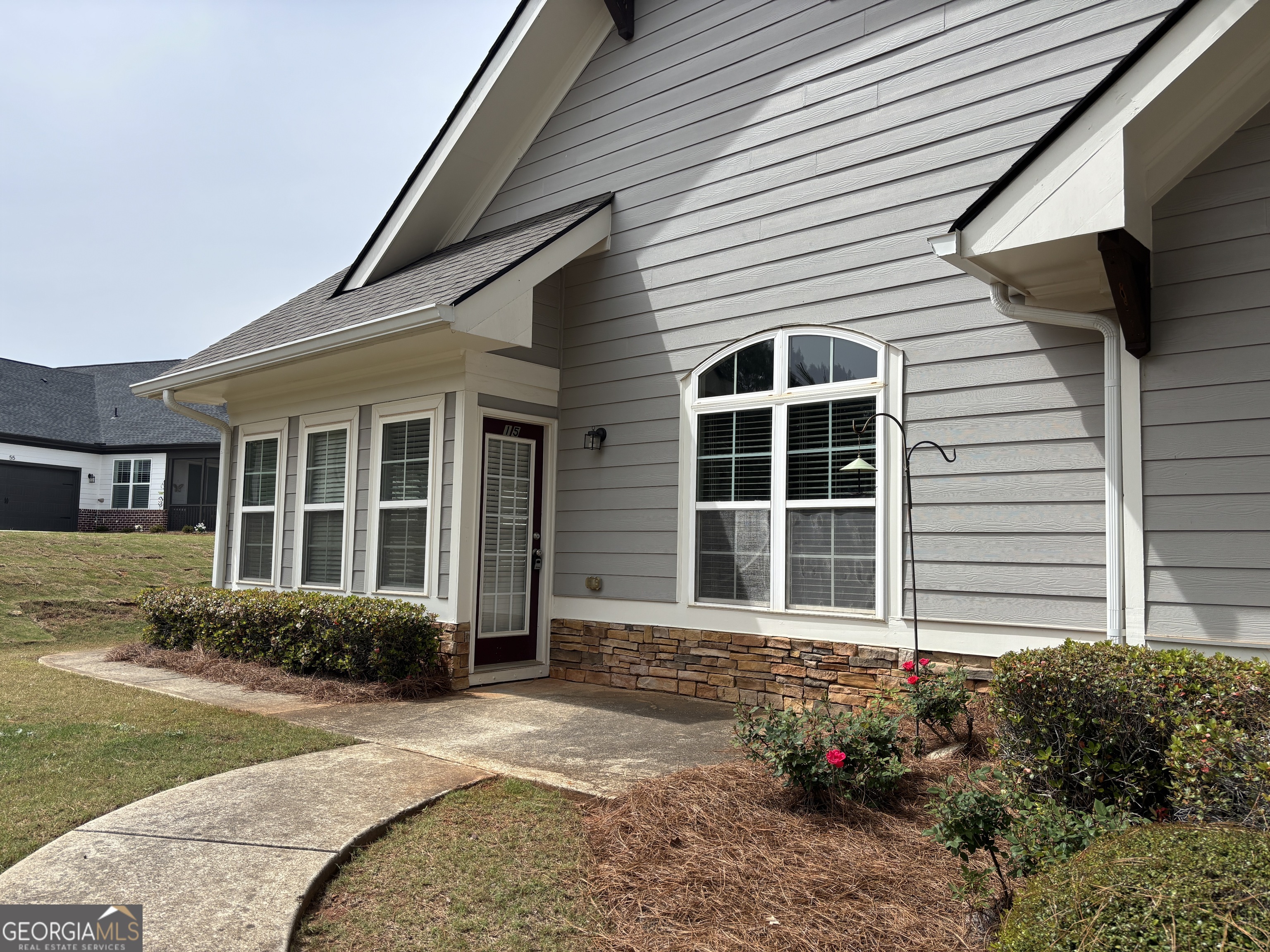 15 Covington Terrace Property Photo 2