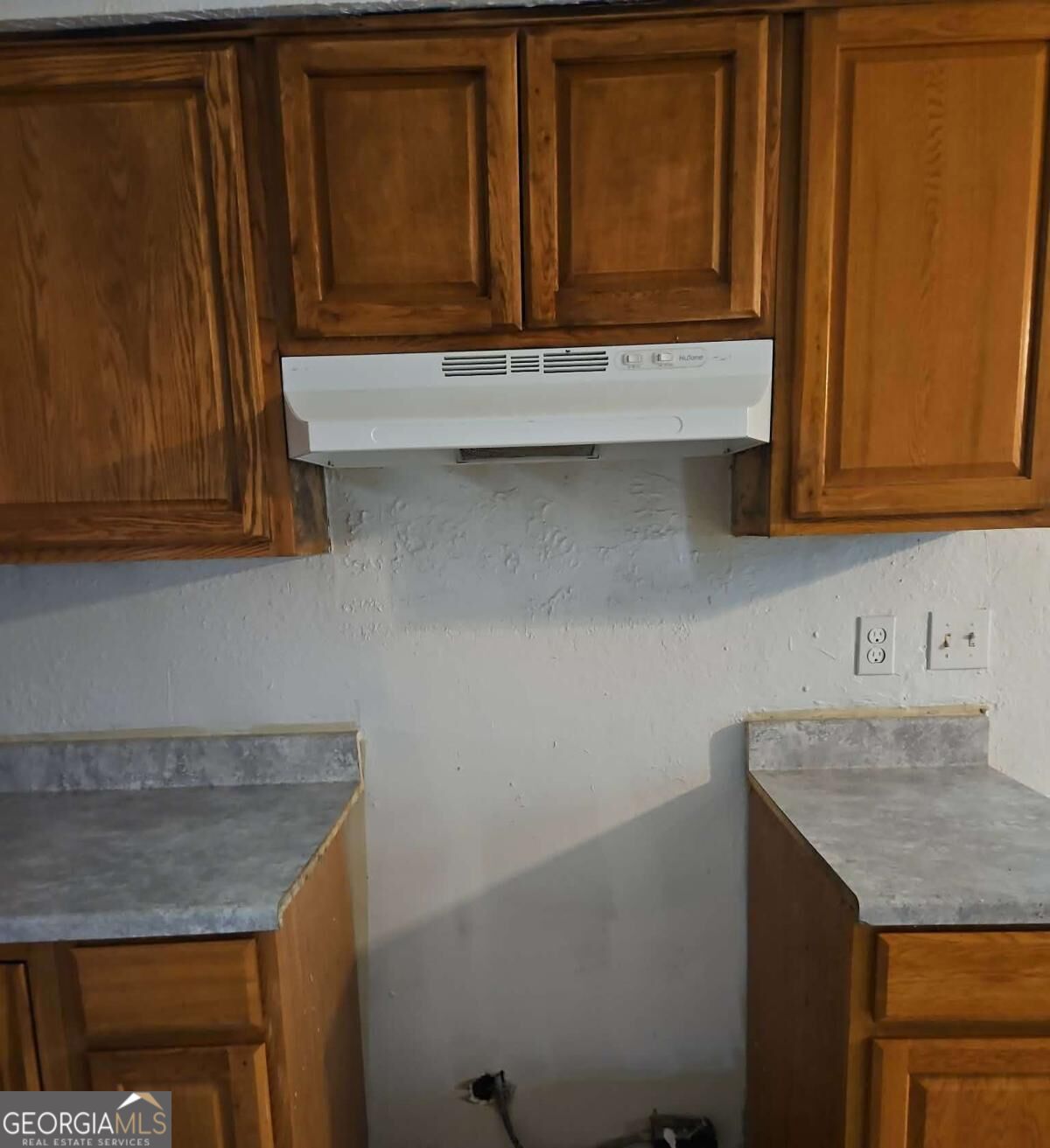 8571 Parkside Drive Property Photo 4