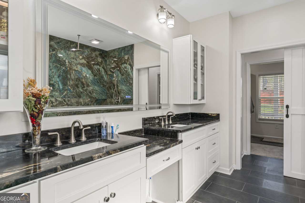 209 Shell Cove Property Photo 6