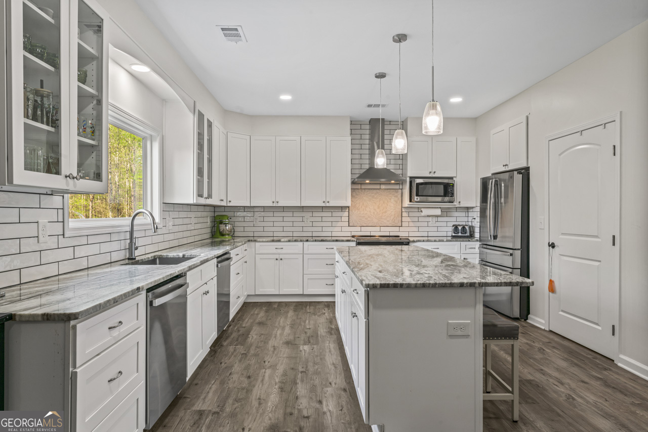 209 Shell Cove Property Photo 14