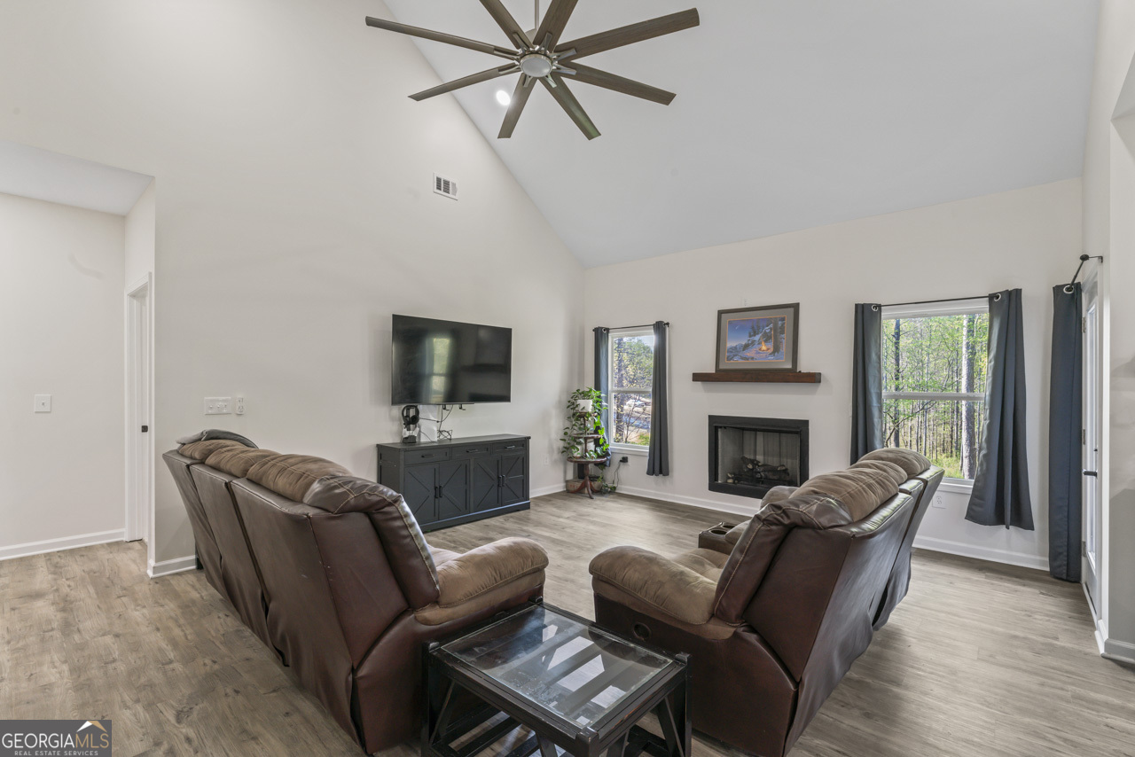 209 Shell Cove Property Photo 15
