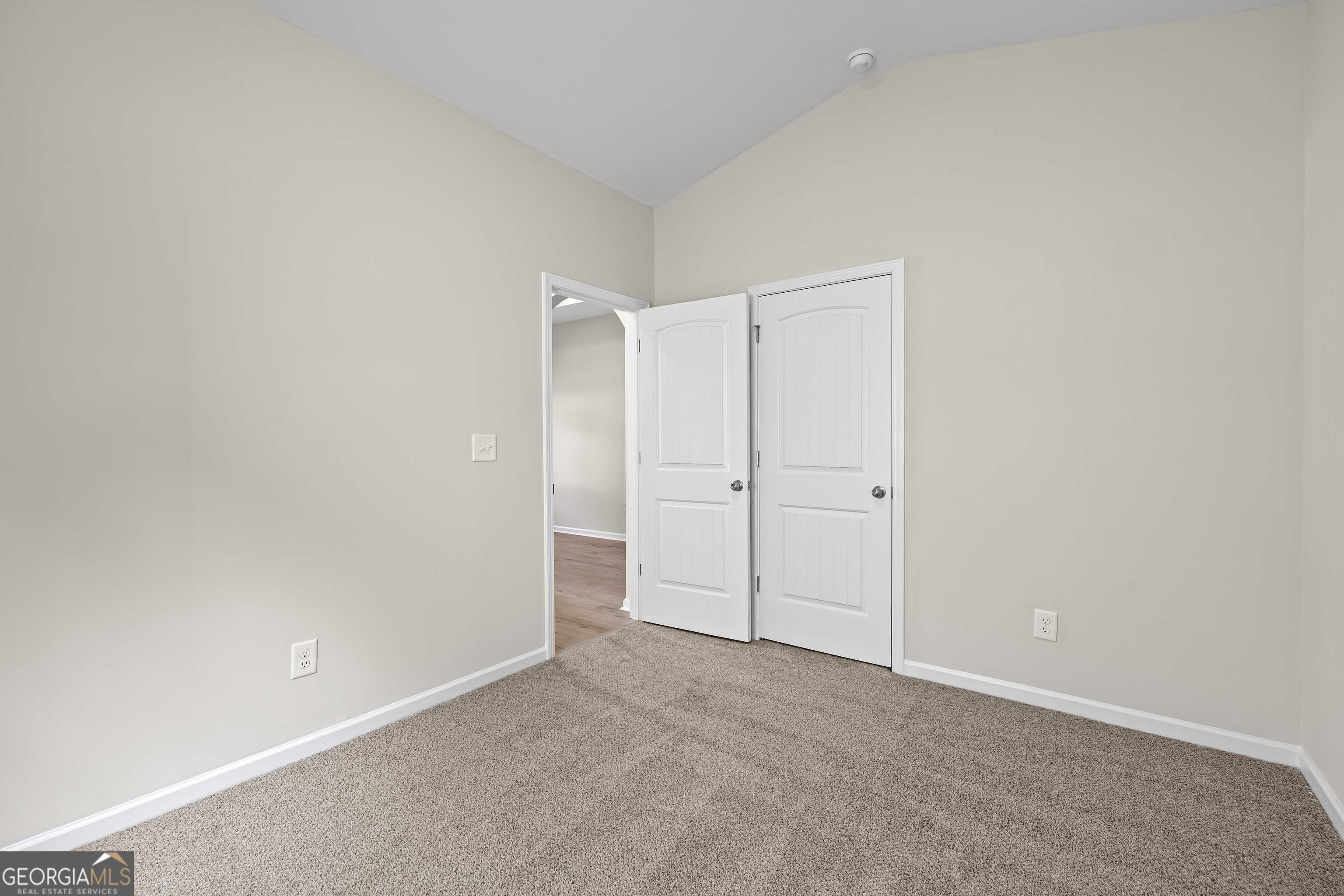 503 Charleston Place Property Photo 12