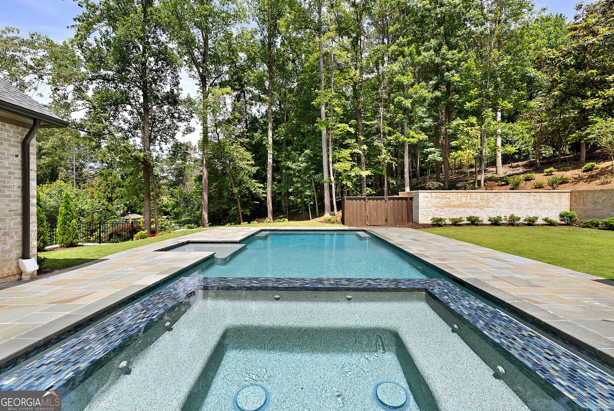 95 Blackland Road Nw Property Photo 30