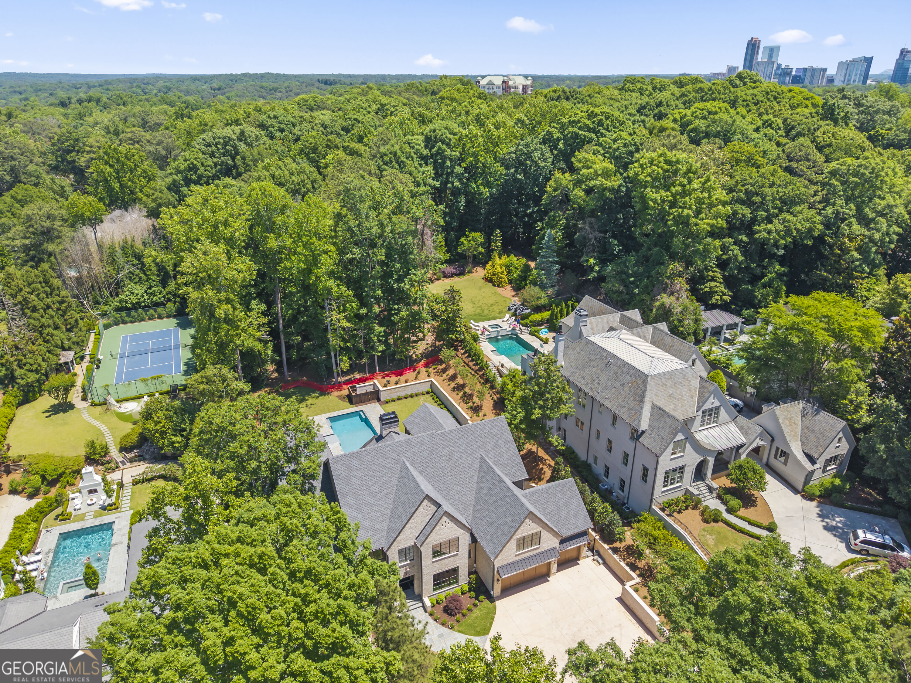 95 Blackland Road Nw Property Photo 32