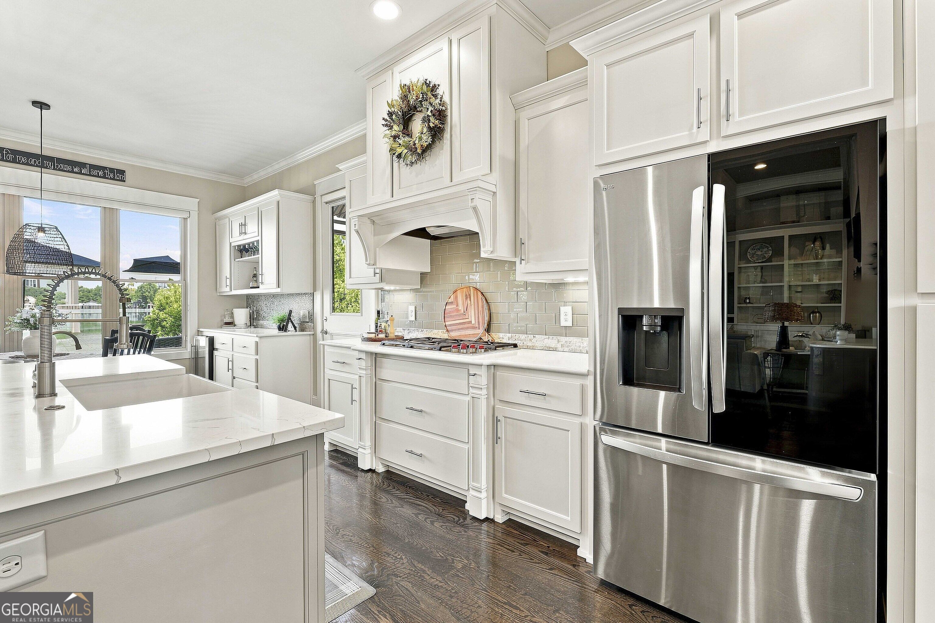 402 Vanderbilt Parkway Property Photo 24