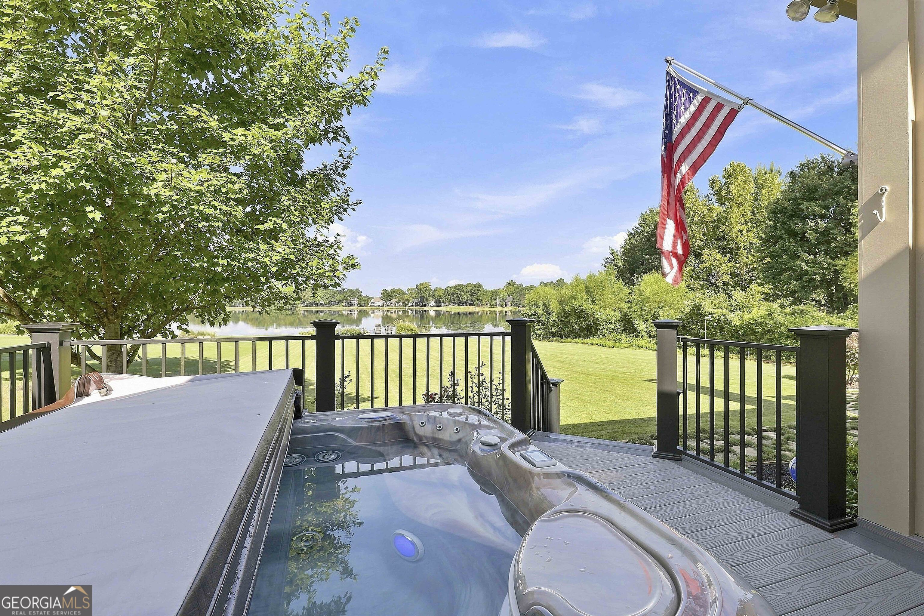 402 Vanderbilt Parkway Property Photo 52