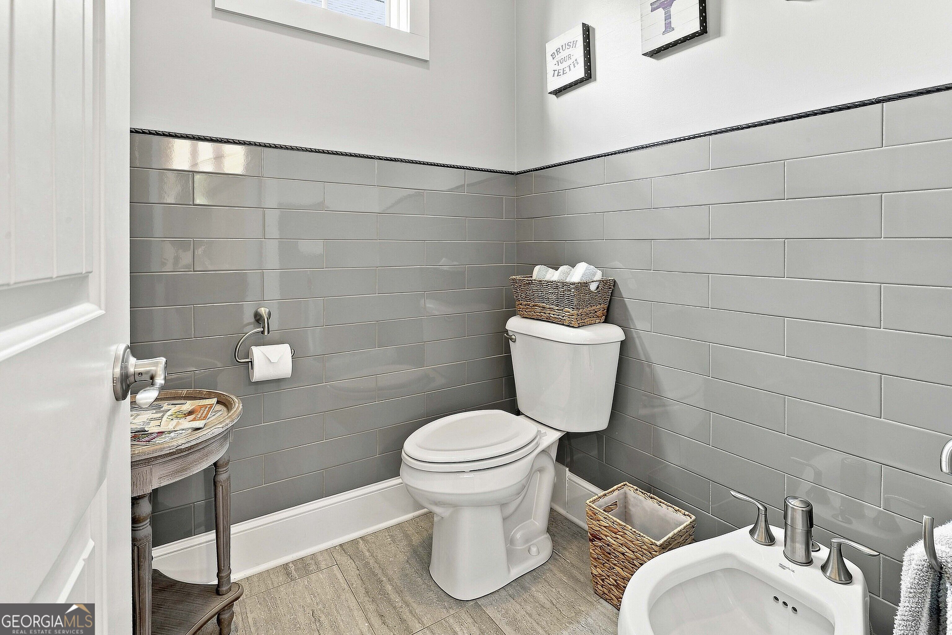 402 Vanderbilt Parkway Property Photo 66