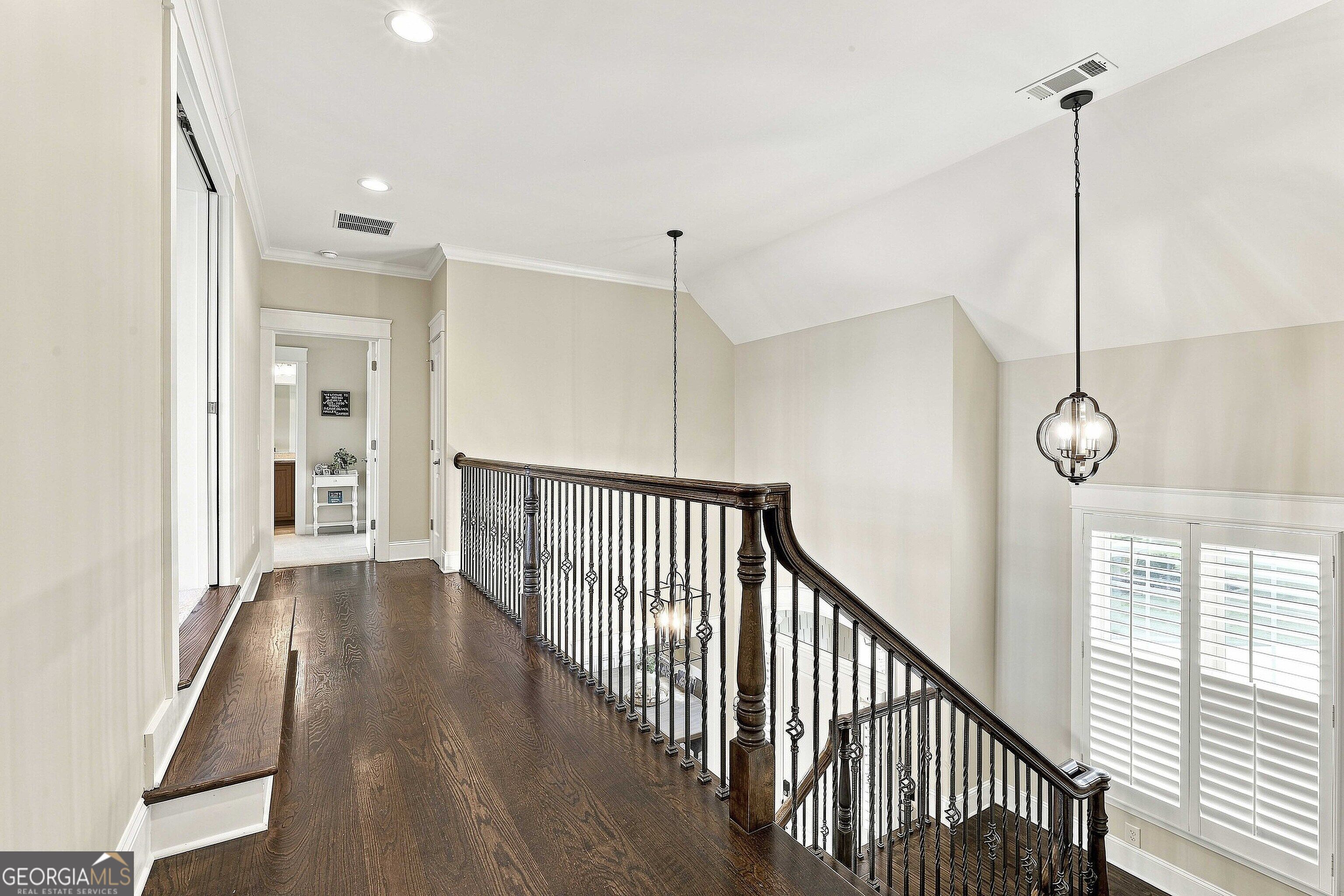 402 Vanderbilt Parkway Property Photo 76