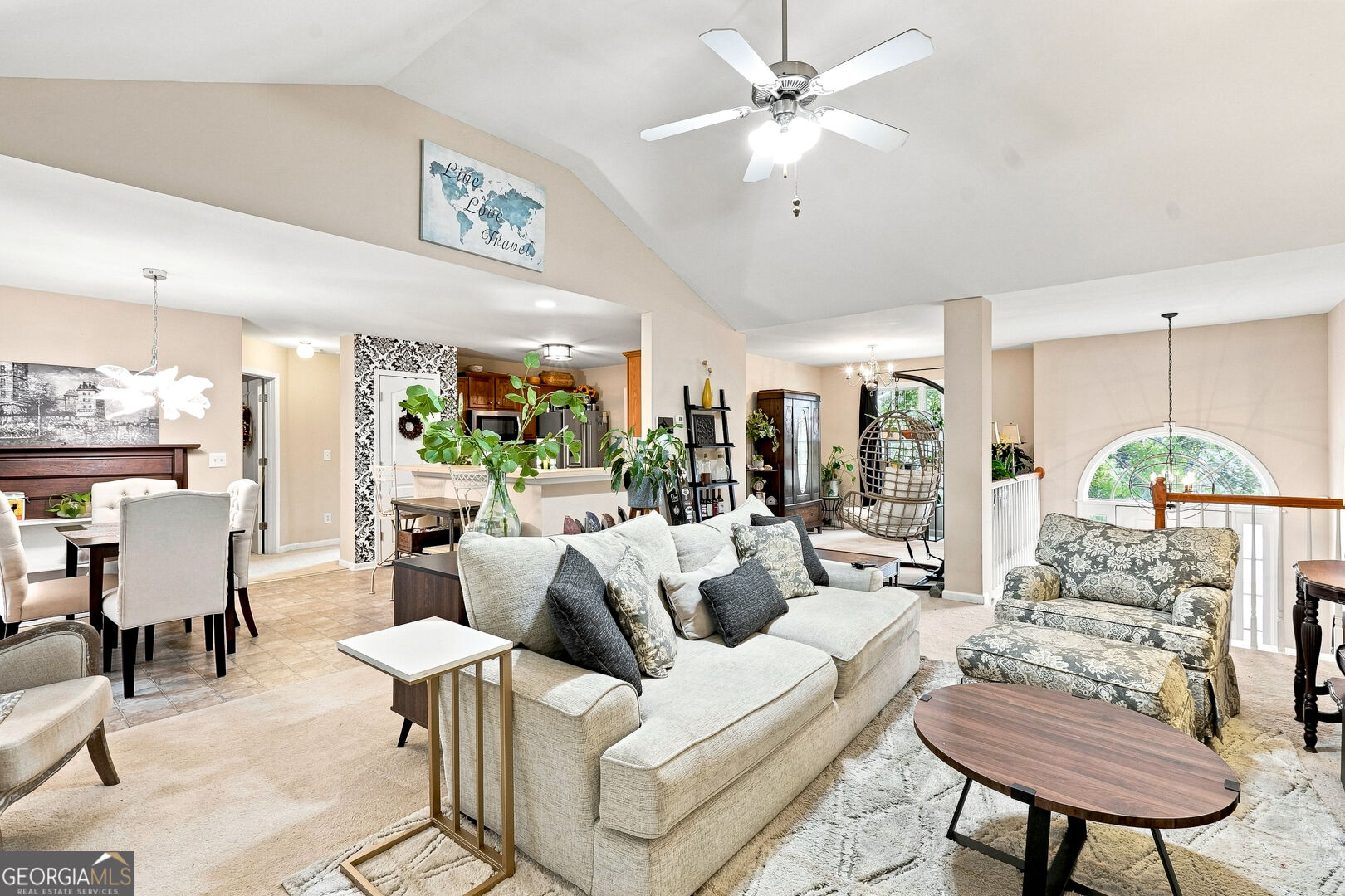 35 Sandstone Court Property Photo 2