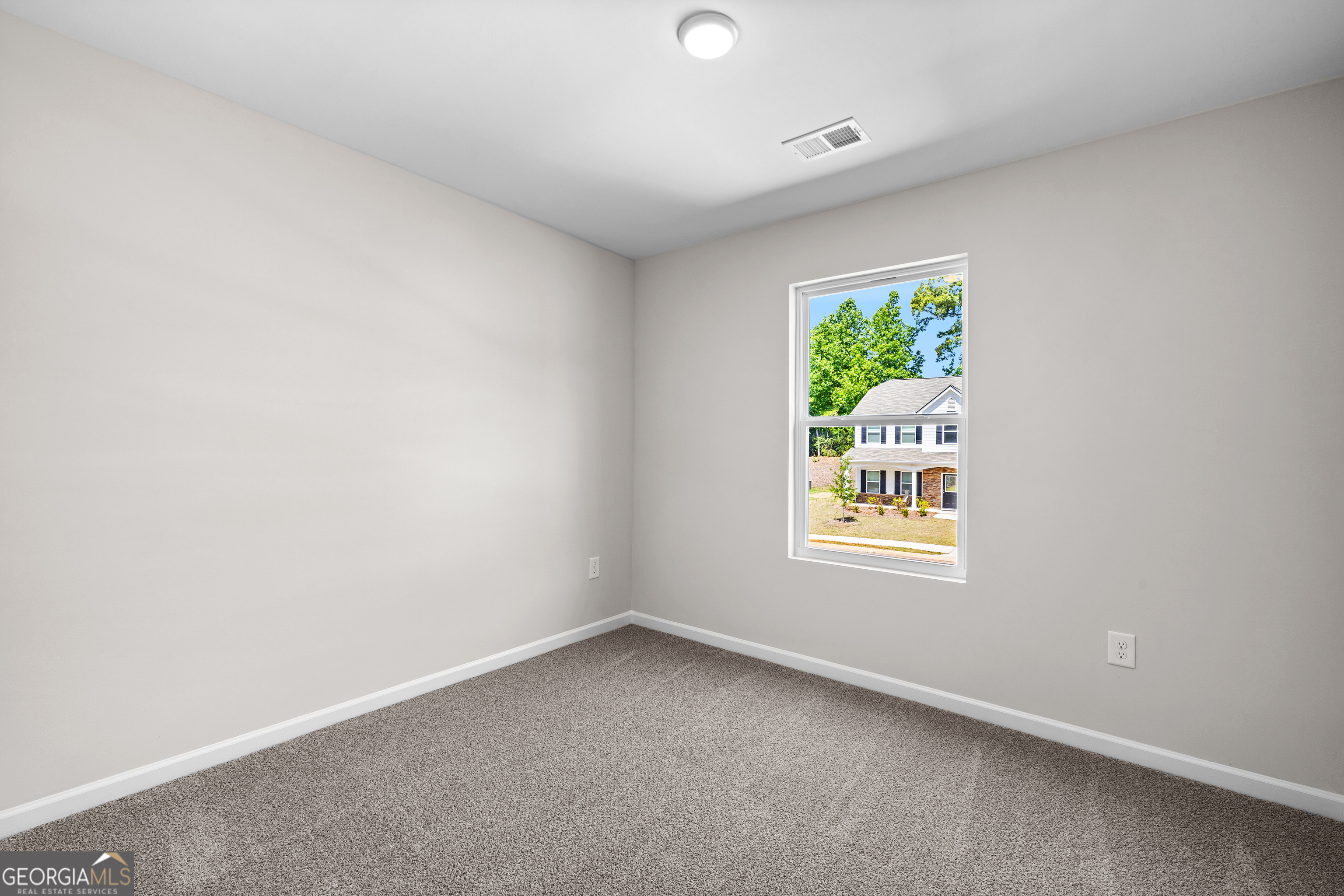 501 Charleston Place Property Photo 26