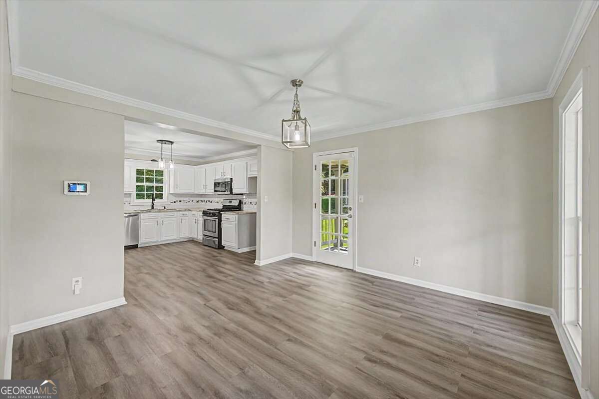 176 Cumberland Way Property Photo 9